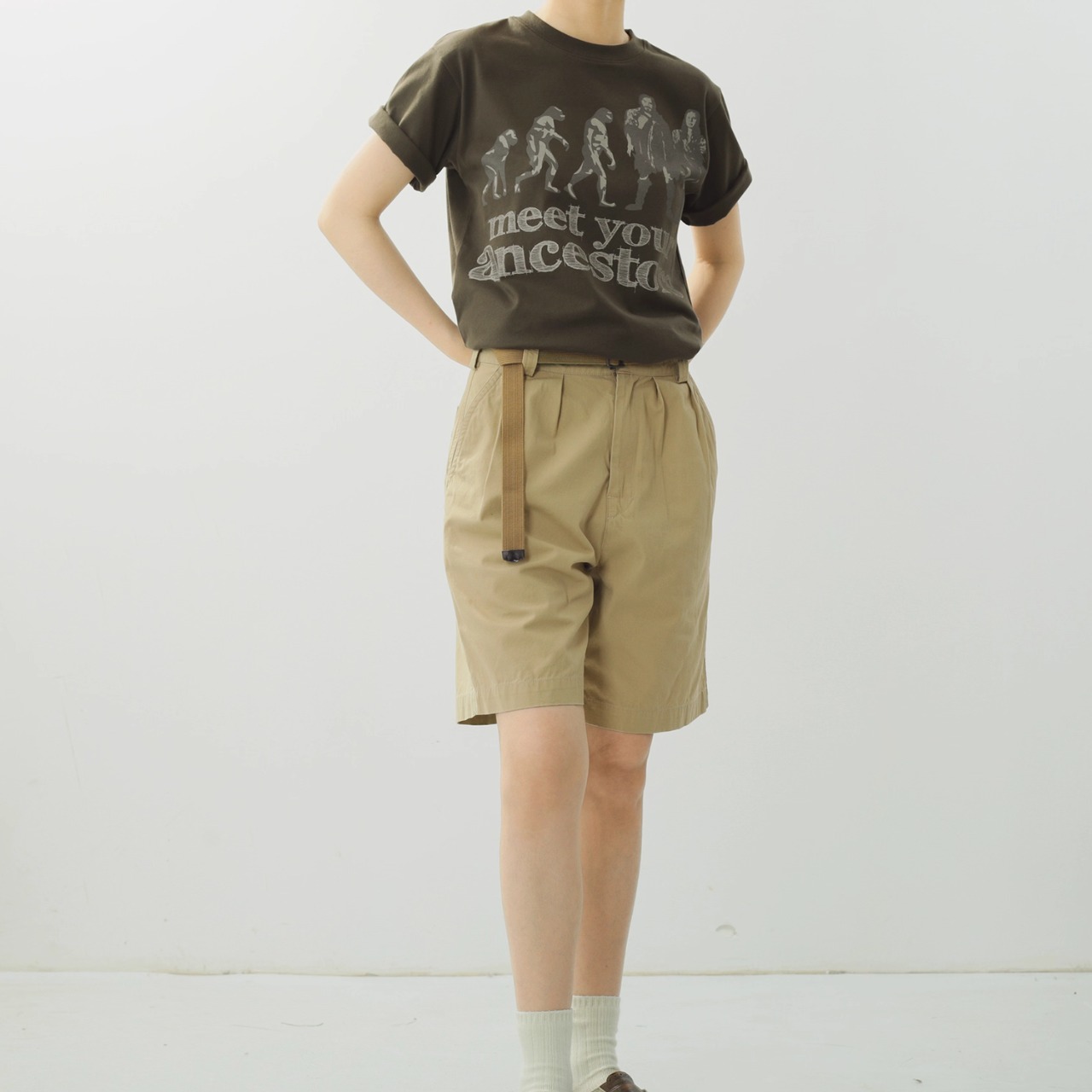 進化の系譜 グラフィック Tシャツ   F0022 - 5