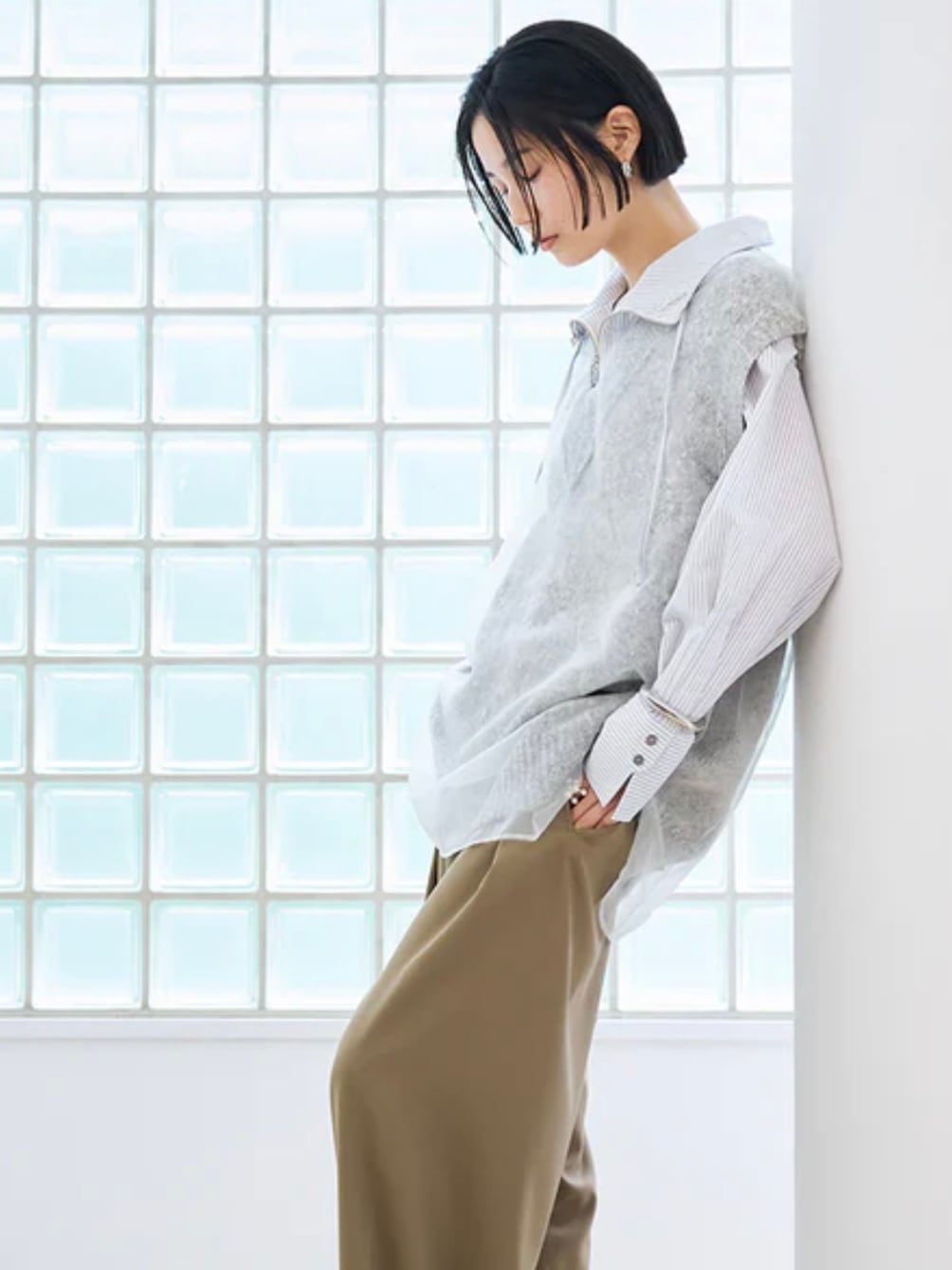 40%OFF】CHIGNON(シニヨン) リバーオーガンドッキングベスト Vネック