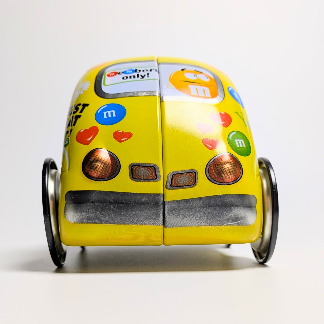 ☆ VINTAGE 90' ☆【 m&m's（ エムアンドエムズ ）】 『 バレンタイン 』ティン缶 ワーゲン風 / VINTAGE / ビンテージ 〚アメリカン雑貨 アメトイ〛