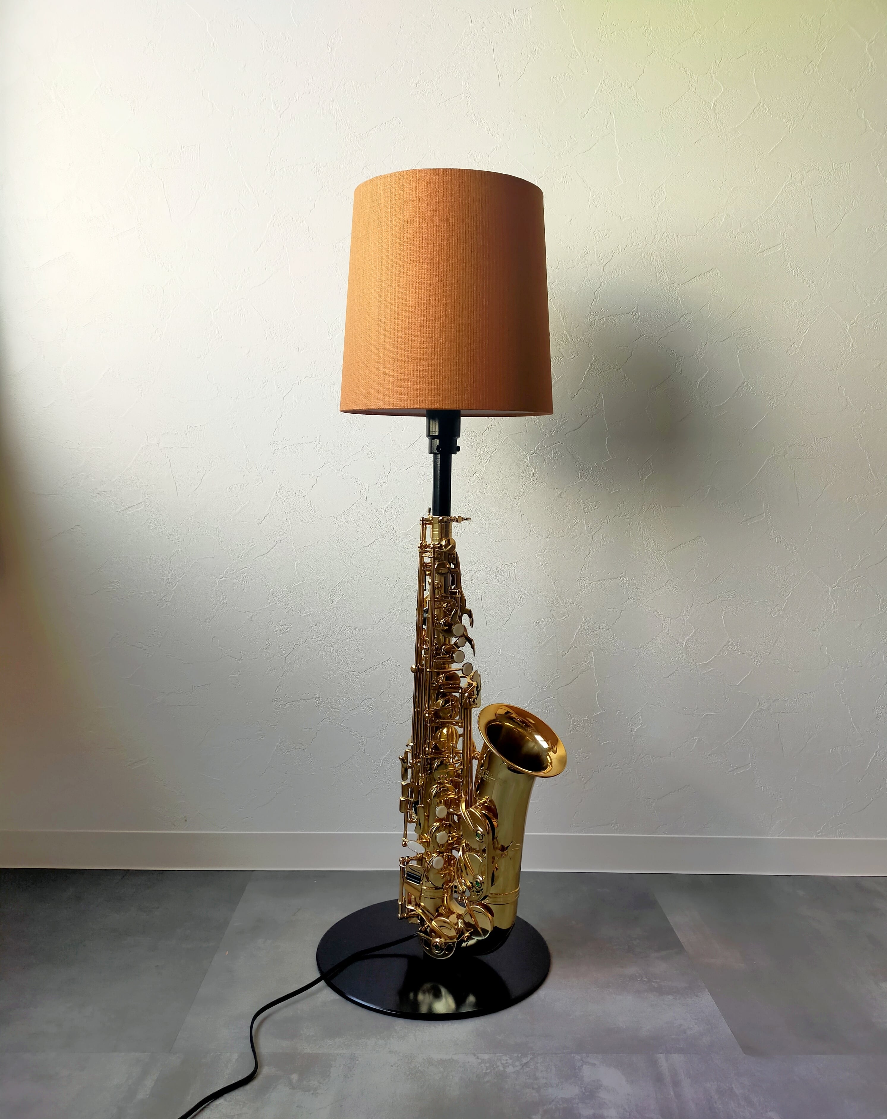 サックスライト | upcycle interior アップサイクル家具のセレクトショップ