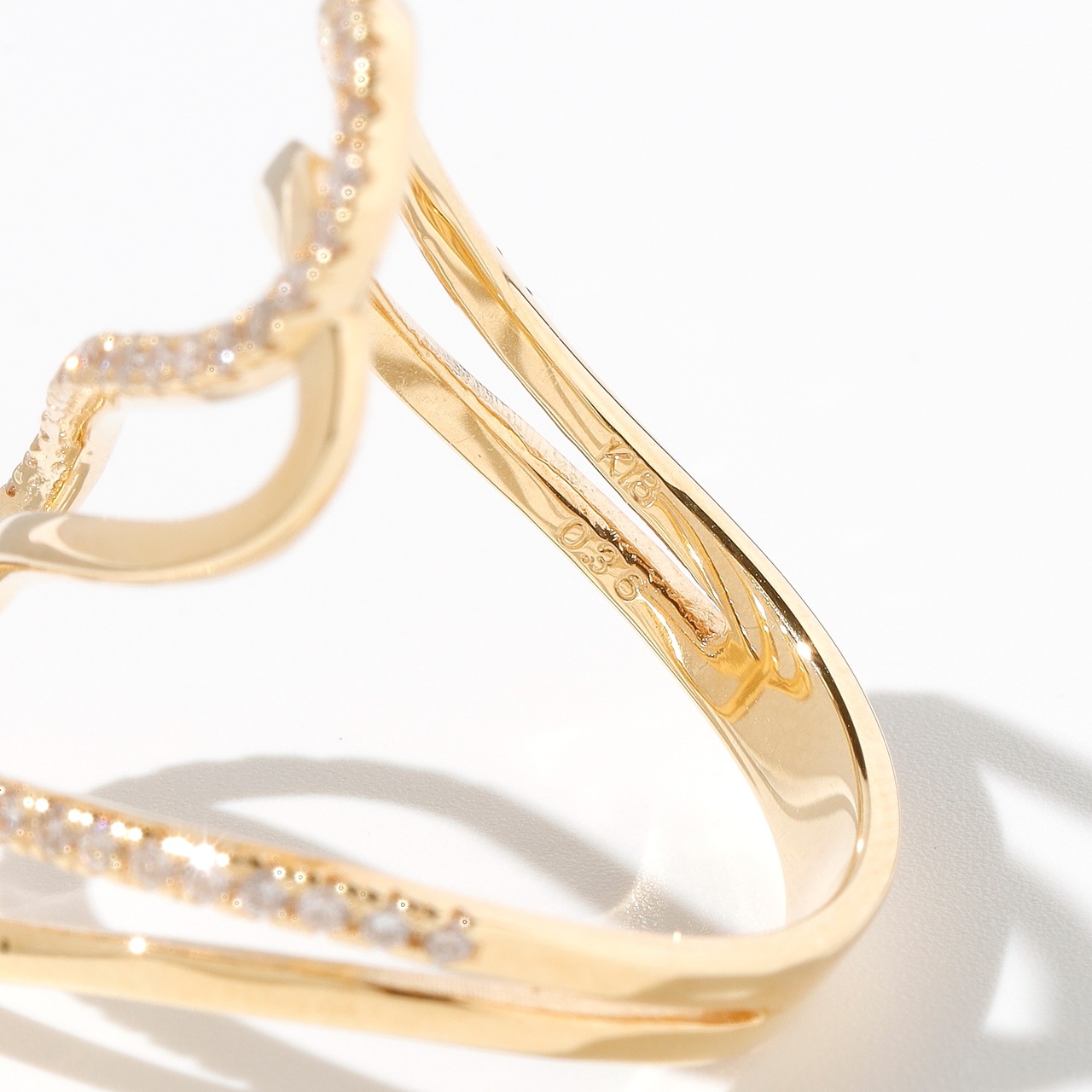 ダイヤモンド デザイン リング  K18 / 0.360ct