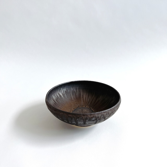 medium bowl/bronze