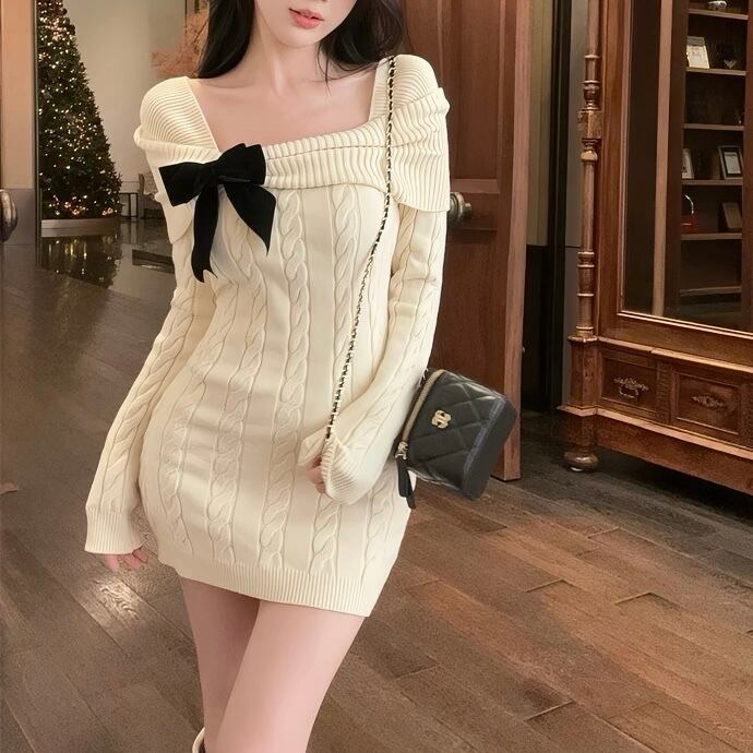 モノトーンリボン付きケーブルニットミニワンピース