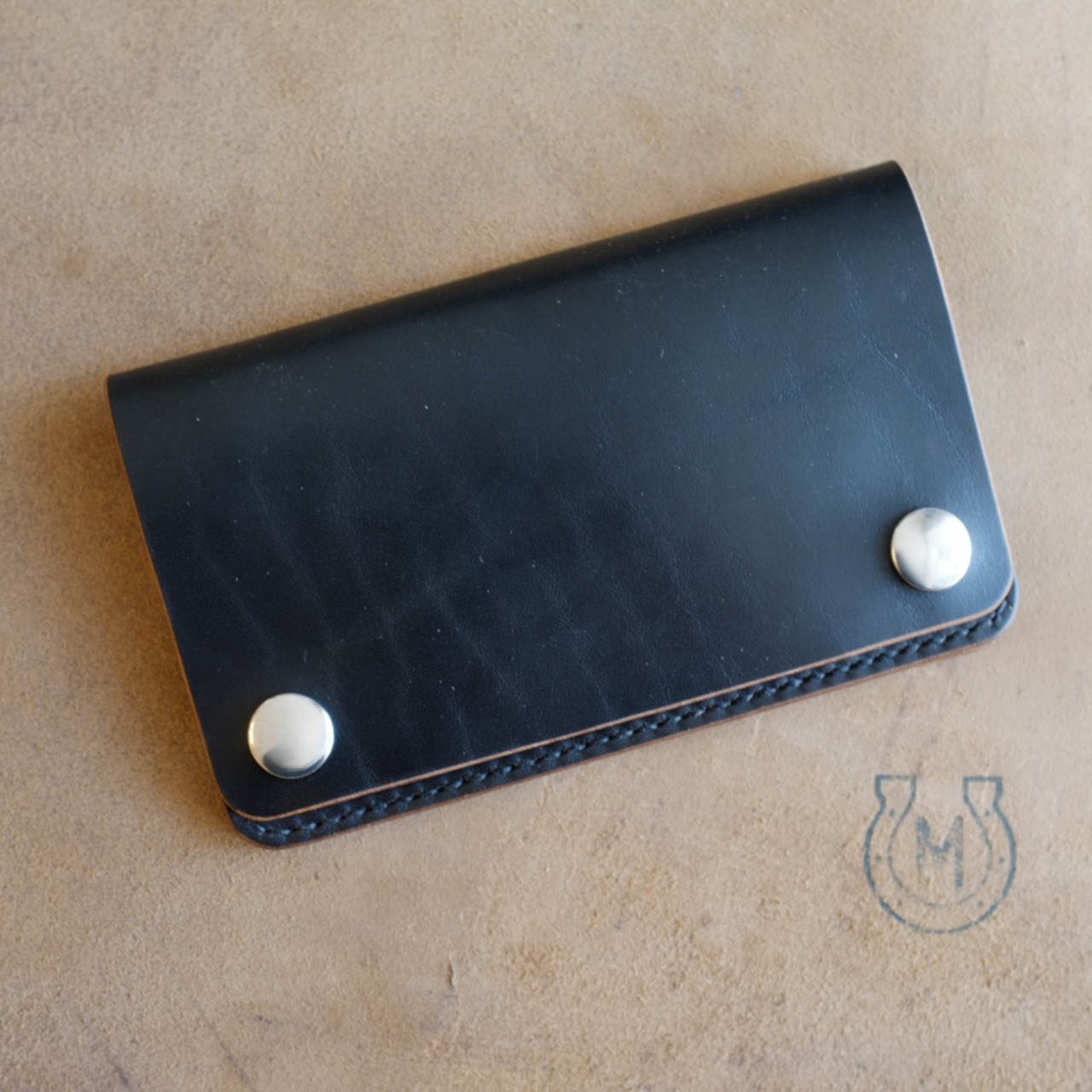 在庫品】ミドルトラッカーウォレット 壱 MARYAM HORSEBUTT 弐層式 | 玖