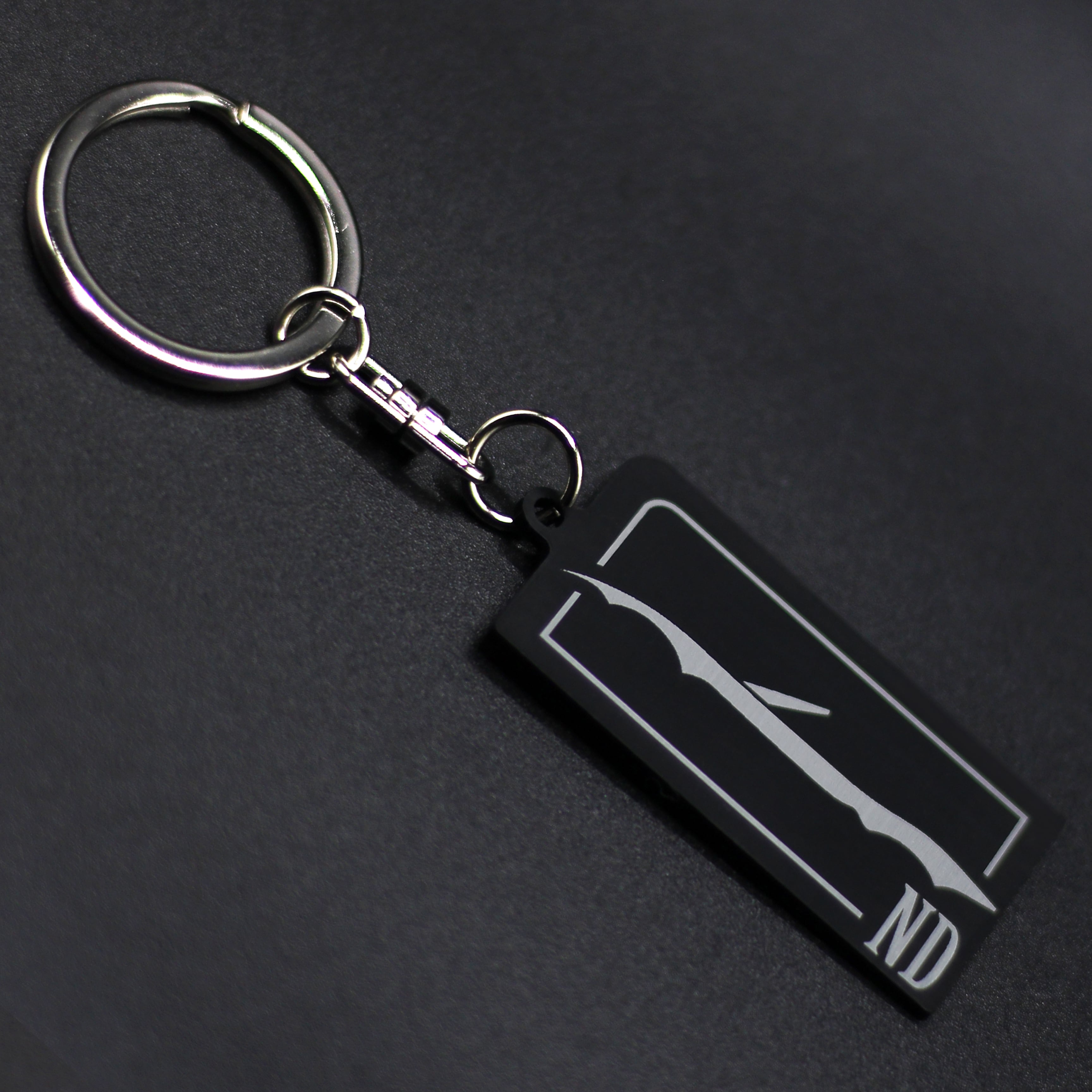 ヘアライン調キーホルダー タイプ:NDサイドシルエット