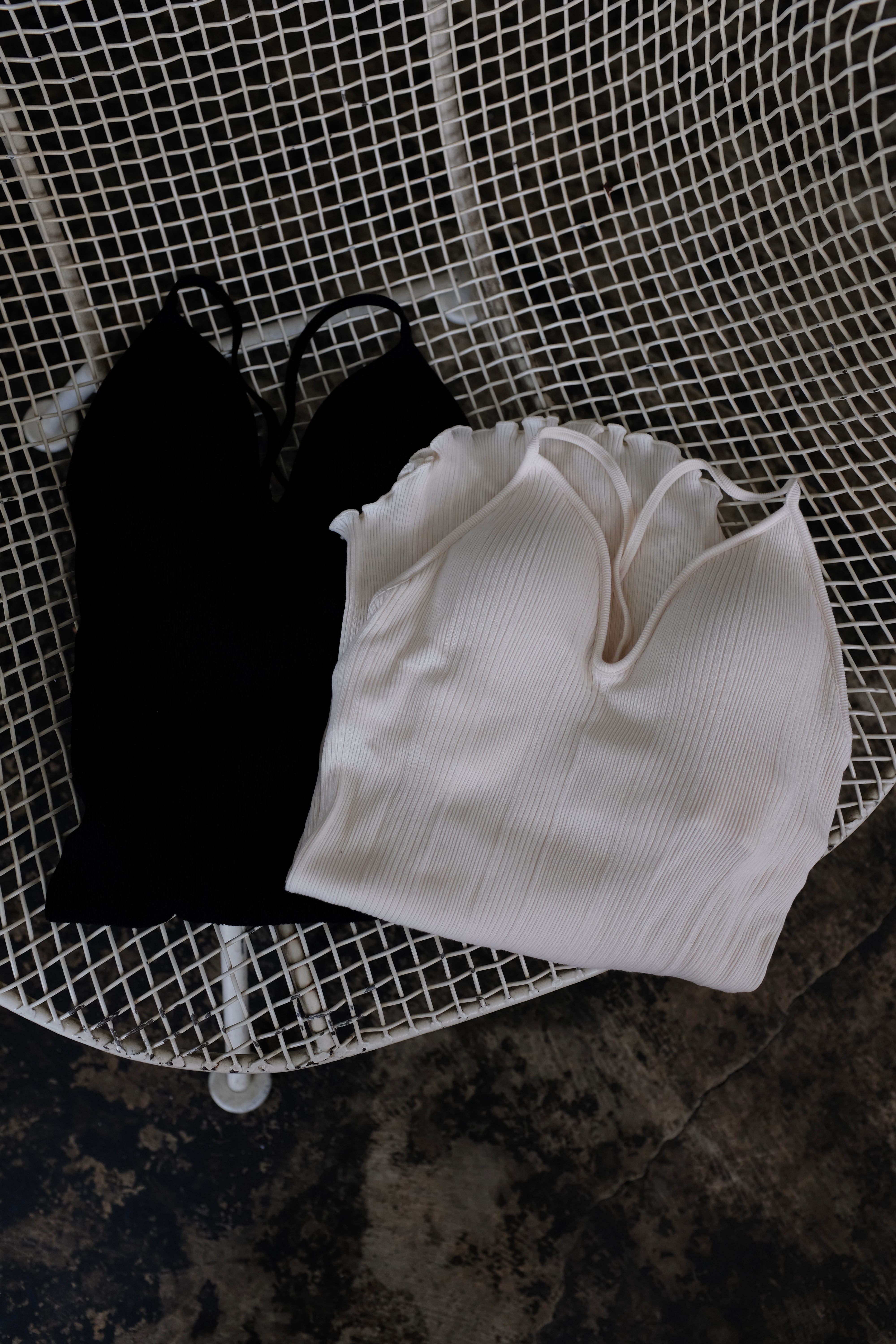 HAKUJI] Random rib bra camisole / Black | YES-姫路の美容院と服のお