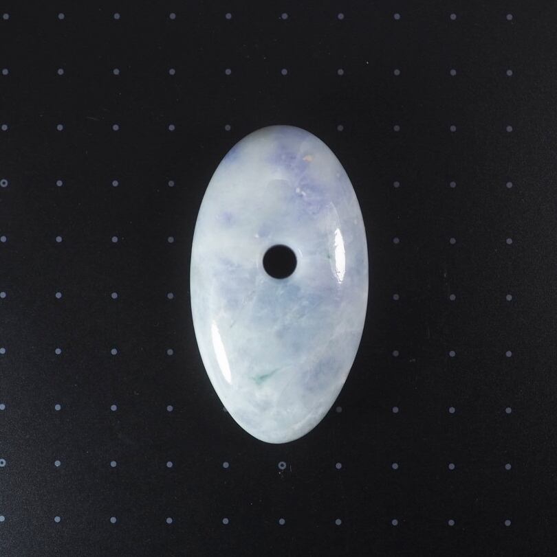 糸魚川　青海産ラベンダー翡翠⭐︎黎明 糸魚川翡翠 大珠 青海ラベンダー 55mm Lavender jadeite Taishu