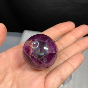 色合いが綺麗なパープルフローライト スフィア