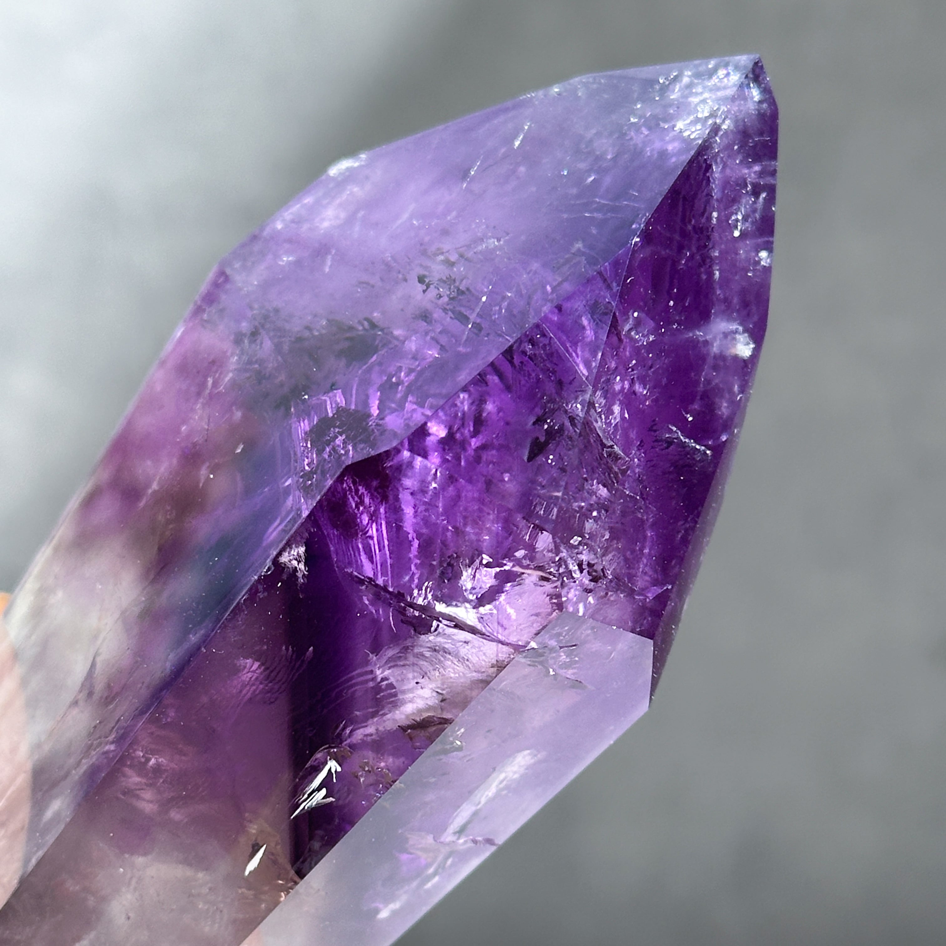 ハイクオリティ】バイーア産ファントムアメジスト タワー02 ◇ Phantom