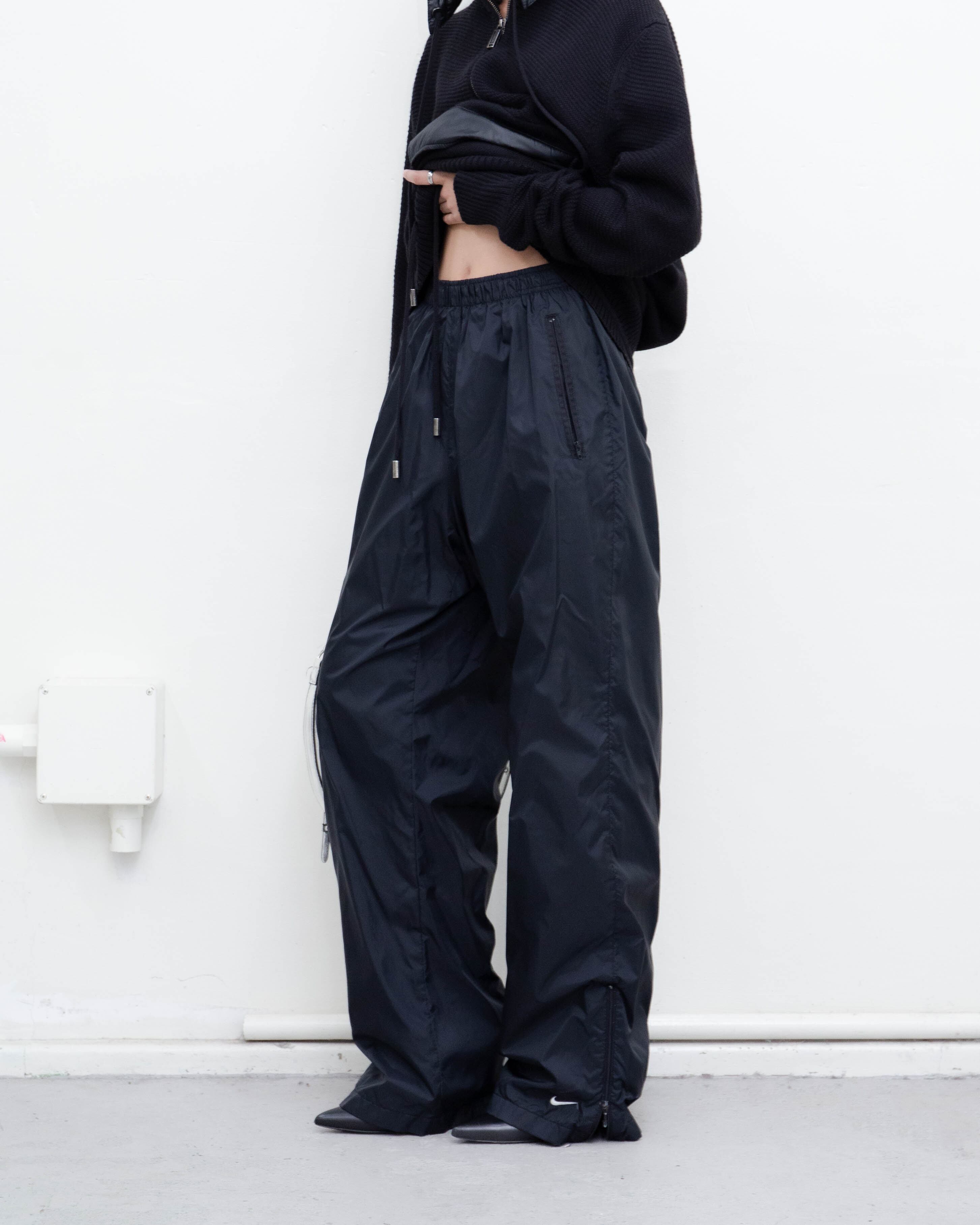 early2000s NIKE - wide leg nylon pants | LUIK FINN