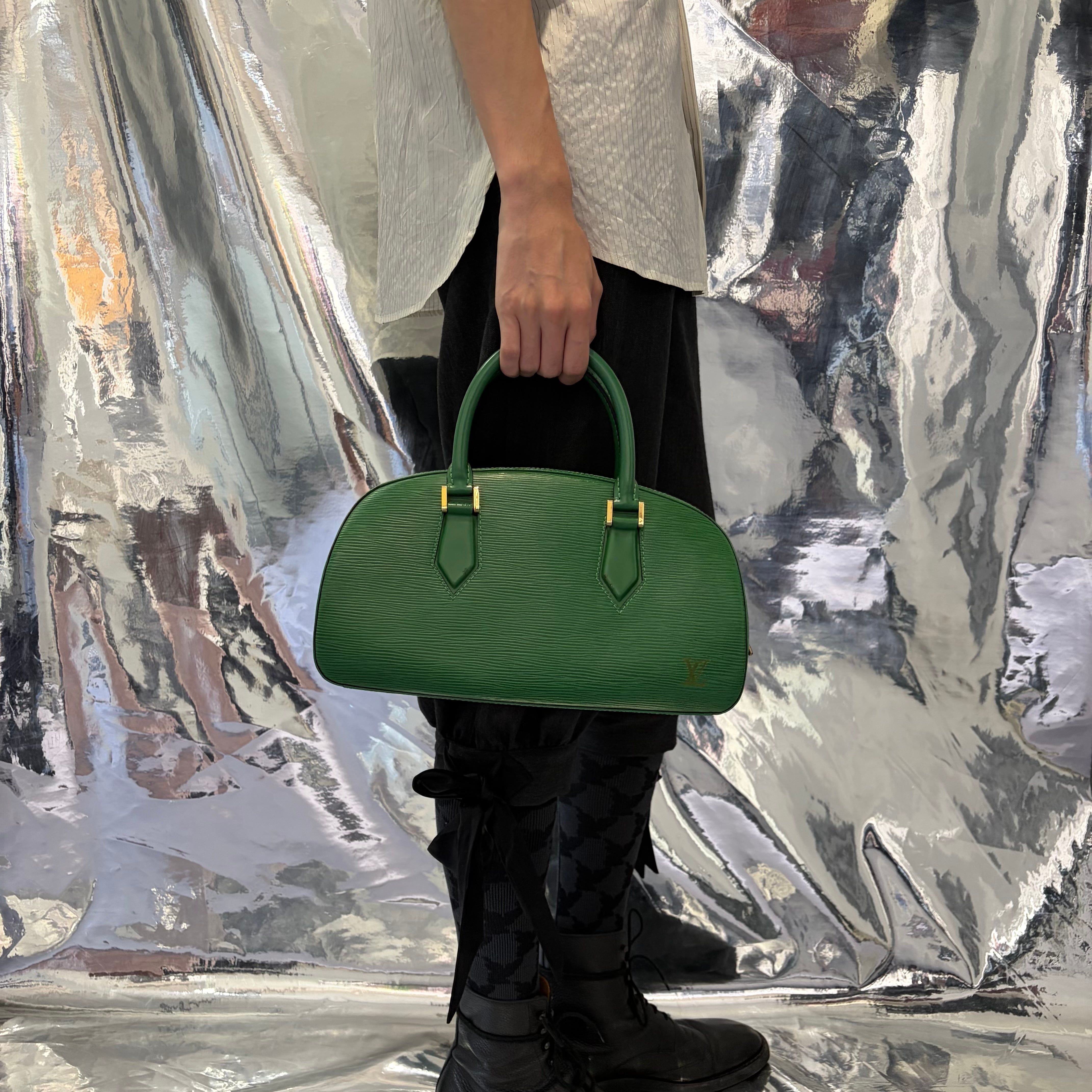 Louis Vuitton エピ ジャスミン ハンドバッグ グリーン レザー ルイ