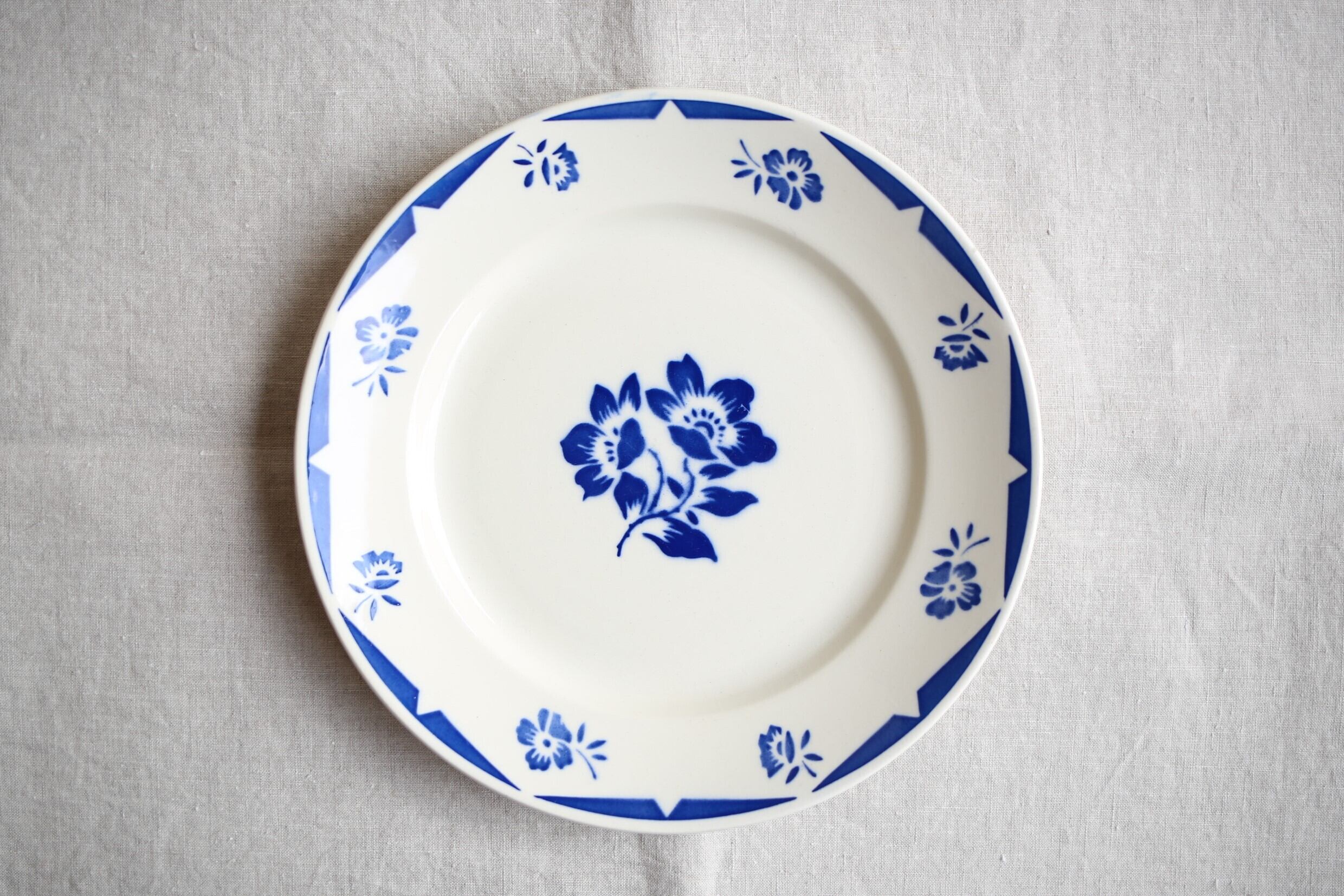 フランス アンティーク ヴィンテージ Badonviller プレート『MADELON』 N-01291c