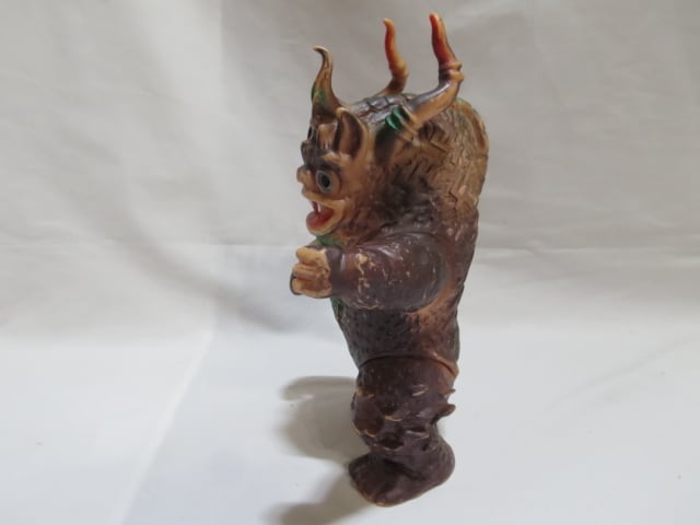 ブルマァク ハワイ版 ウルトラセブン カプセル怪獣 ソフビ 三クラス