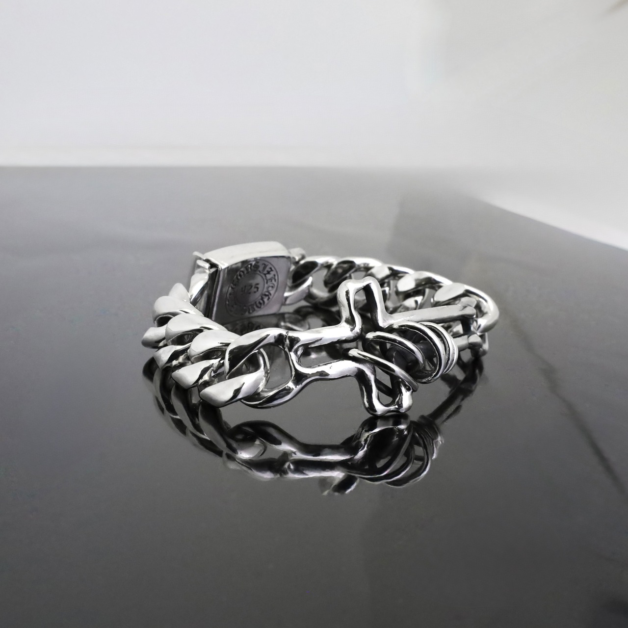 BIND CROSS BRACELET / バインドクロスブレスレット