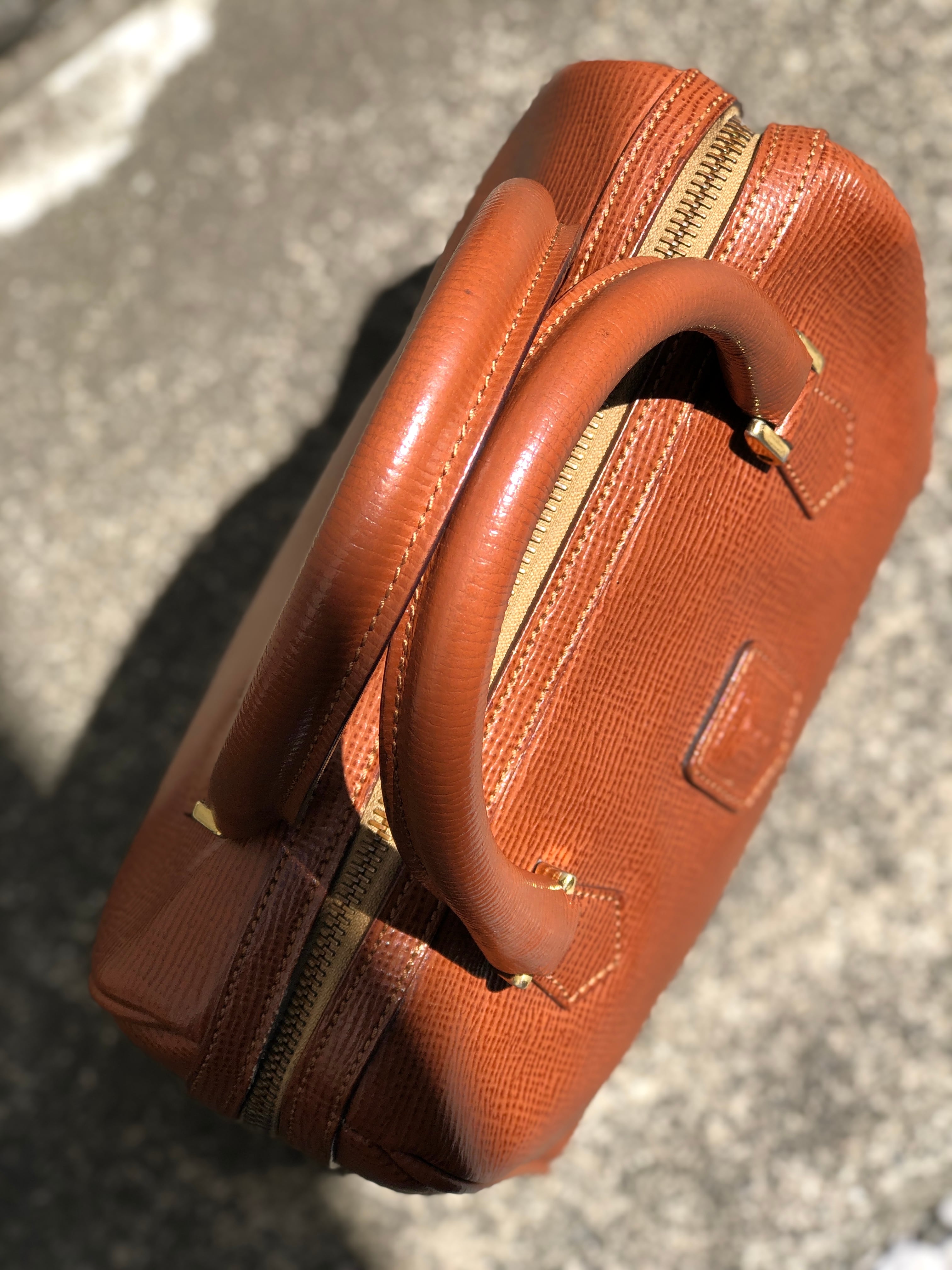 CELINE セリーヌ ブラゾン型押し エンボスレザー ミニボストン CELINE セリーヌ ブラゾン型押し エンボスレザー ミニボストン