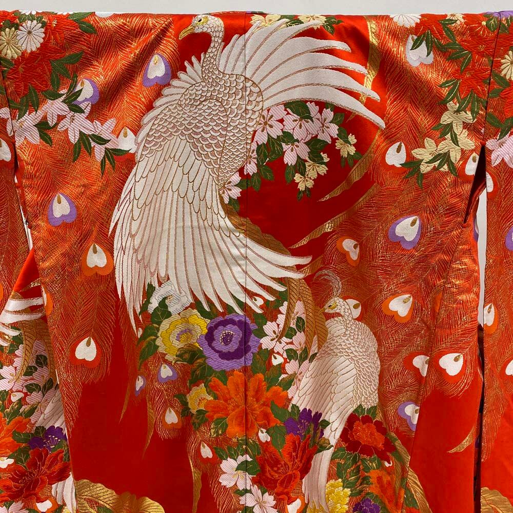 打掛 赤色 鶴と花刺繍の着物 赤色 鶴と花刺繍の着物