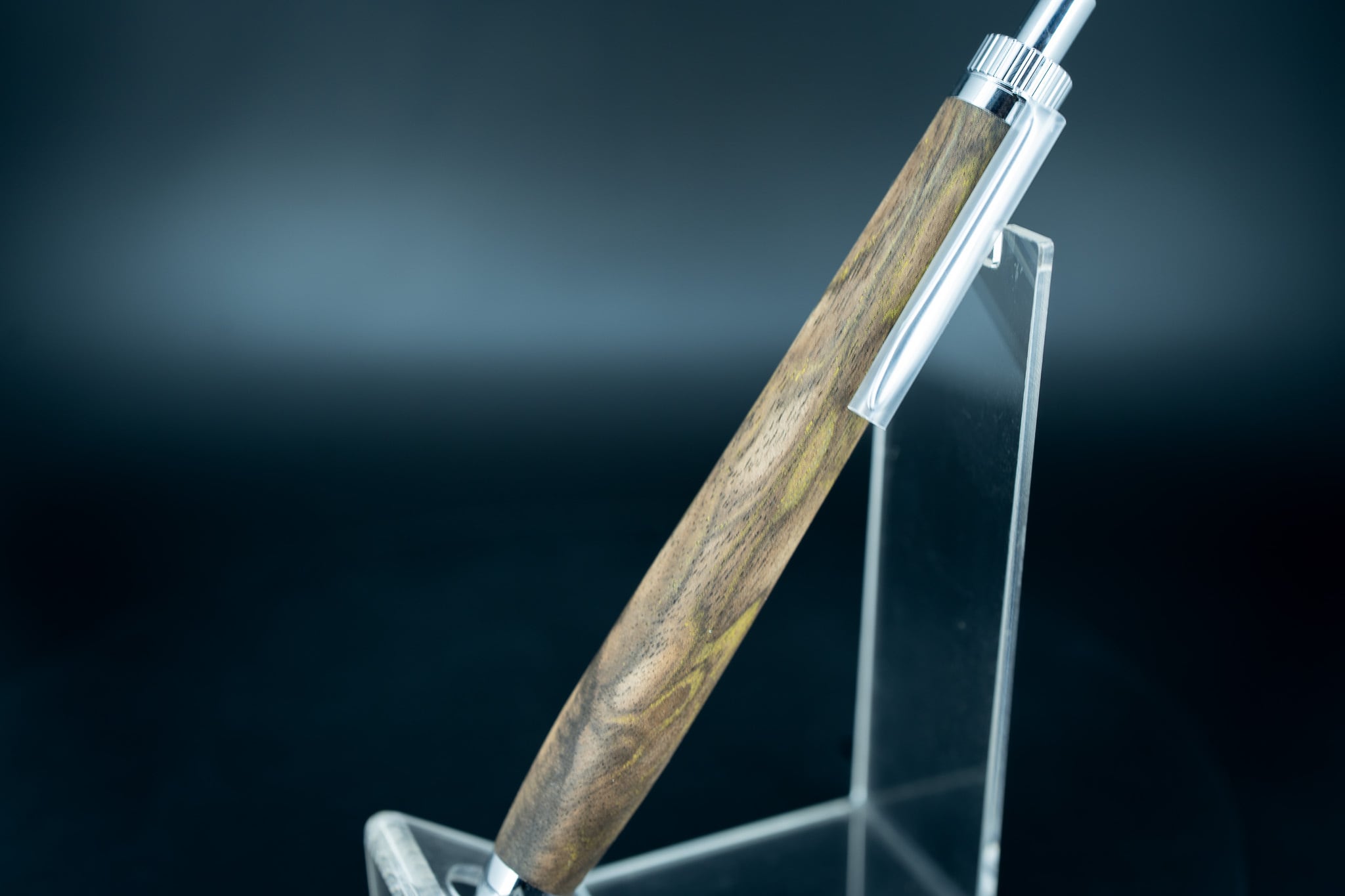 魅惑の黒い紋様】 黒柿 孔雀杢 特上 ① silver MP | 木軸ペン工房 金杢犀