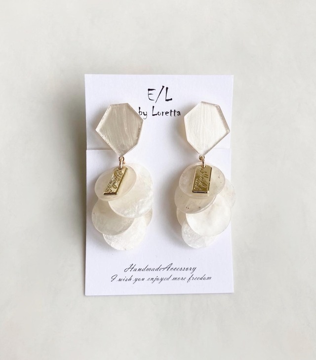 KAKERA shell tassel pierce/earring(Pearl white＊White) [cc]