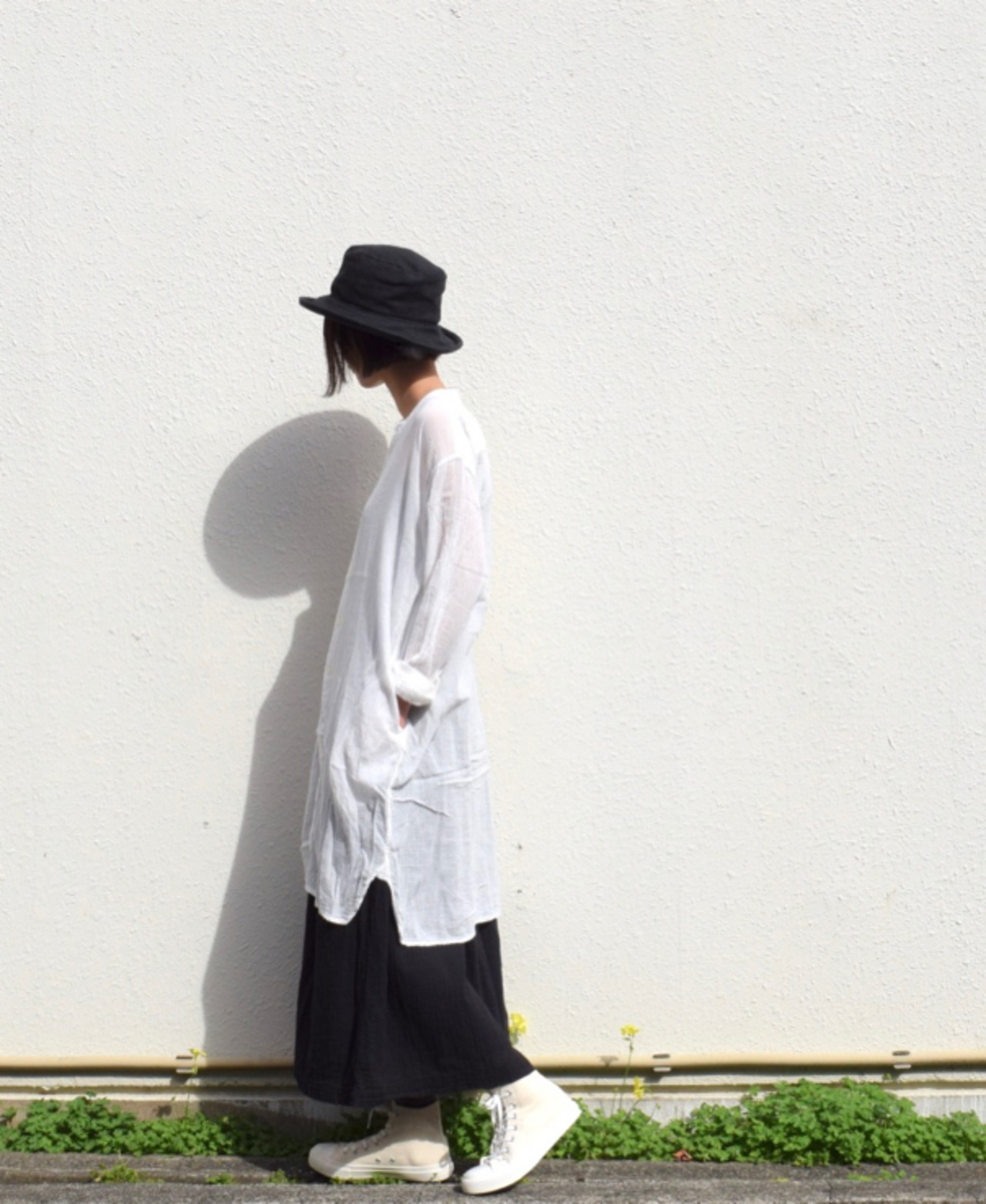 ARMEN(アーメン)コットンガーゼ バンドカラーロングシャツ:ホワイト