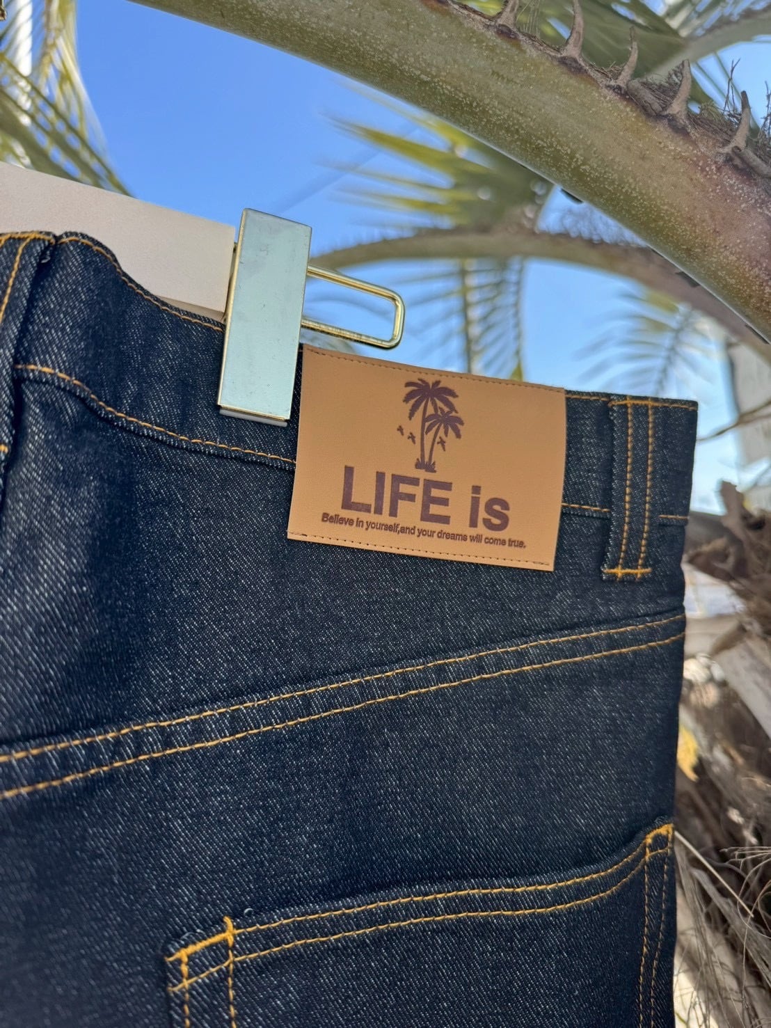 追加！LIFE isオリジナルデニム ￥7,990(8,789)