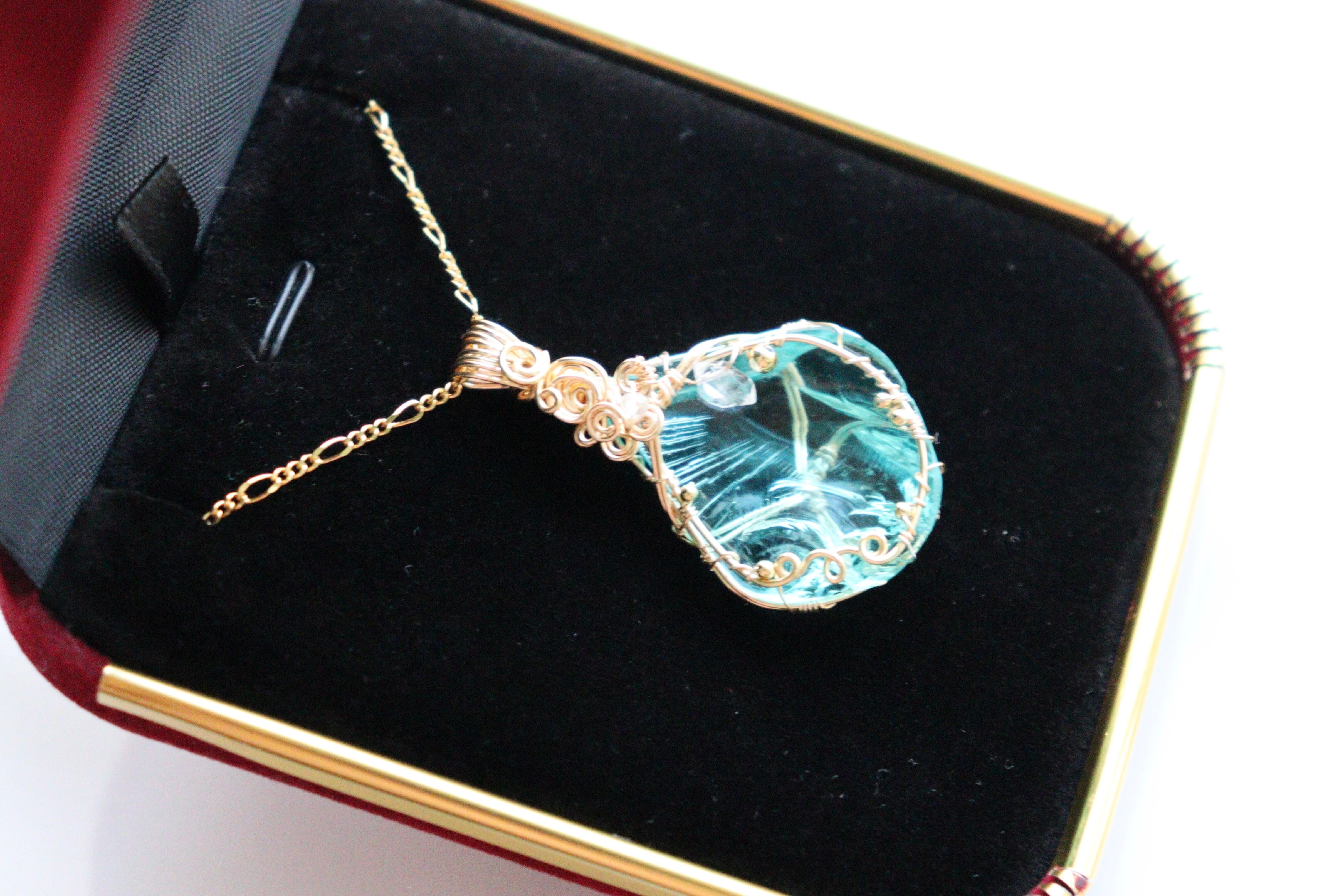 アンダラクリスタルワイヤージュエリーネックレス✧原石ペンダント