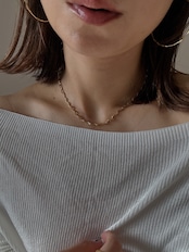 ウェーブエッジネックレス