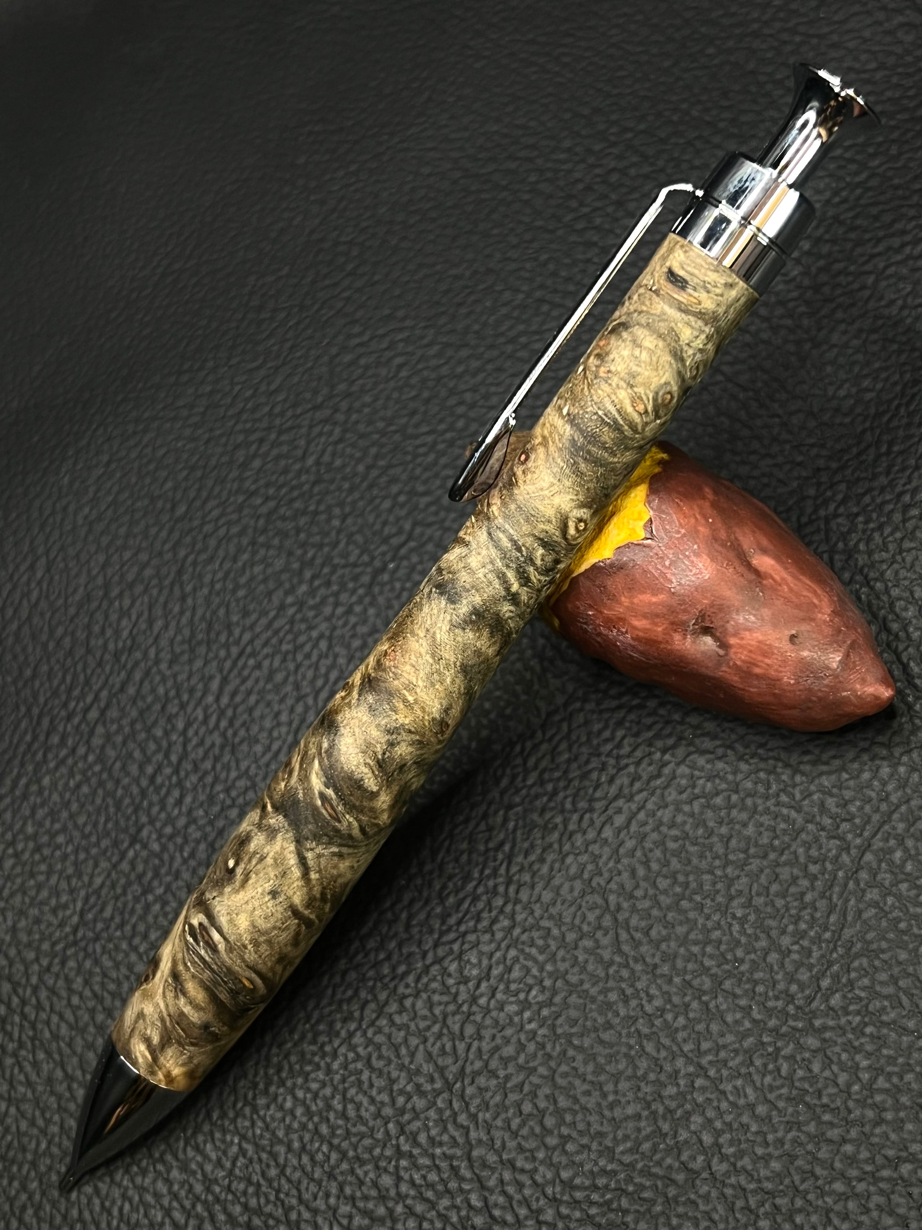 新品 こぶた工房 極上花梨瘤 青白 グロテスク シャープペンシル0.5ミリ 31 極上+花梨瘤 青白 グロテスク | こぶた工房