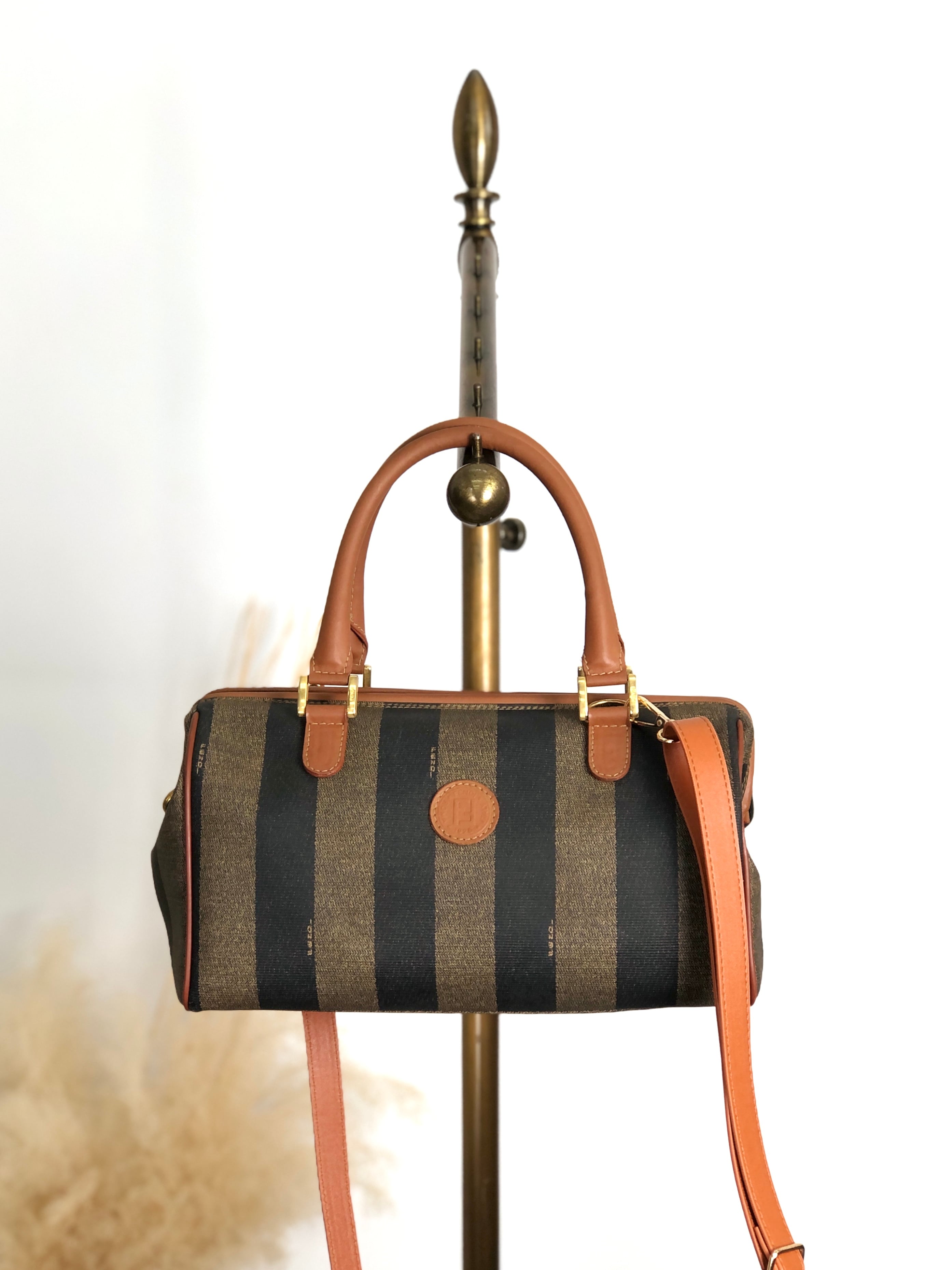 FENDI フェンディ ズッカ ロゴ型押し 筒形 バニティ ハンドバッグ ミニ