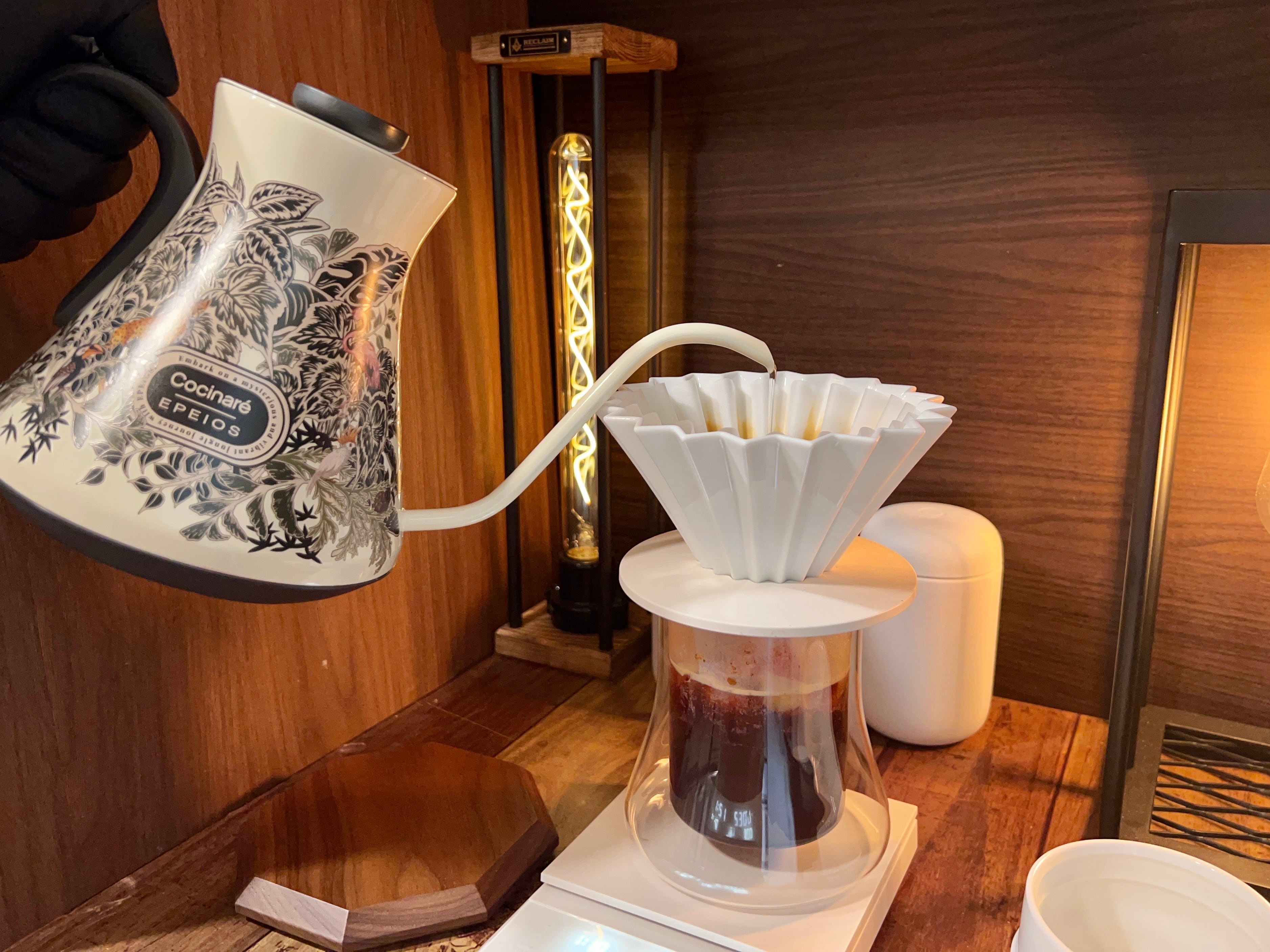 EPEIOSドリップケトル Fine & Flow LUX 600 ビブラントジャングル