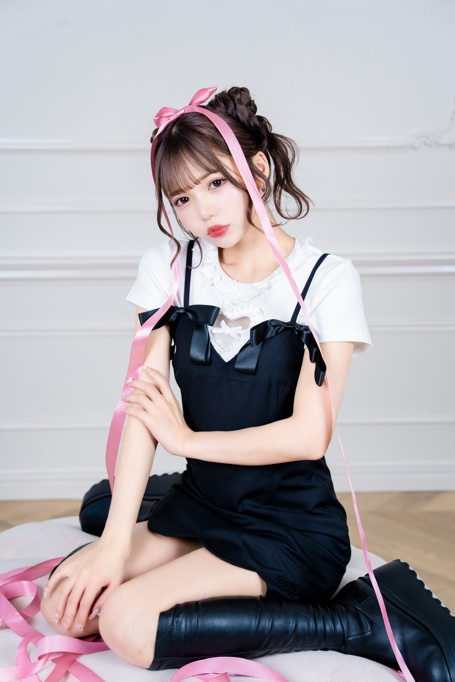 Charming Ribbon Scallop Dress