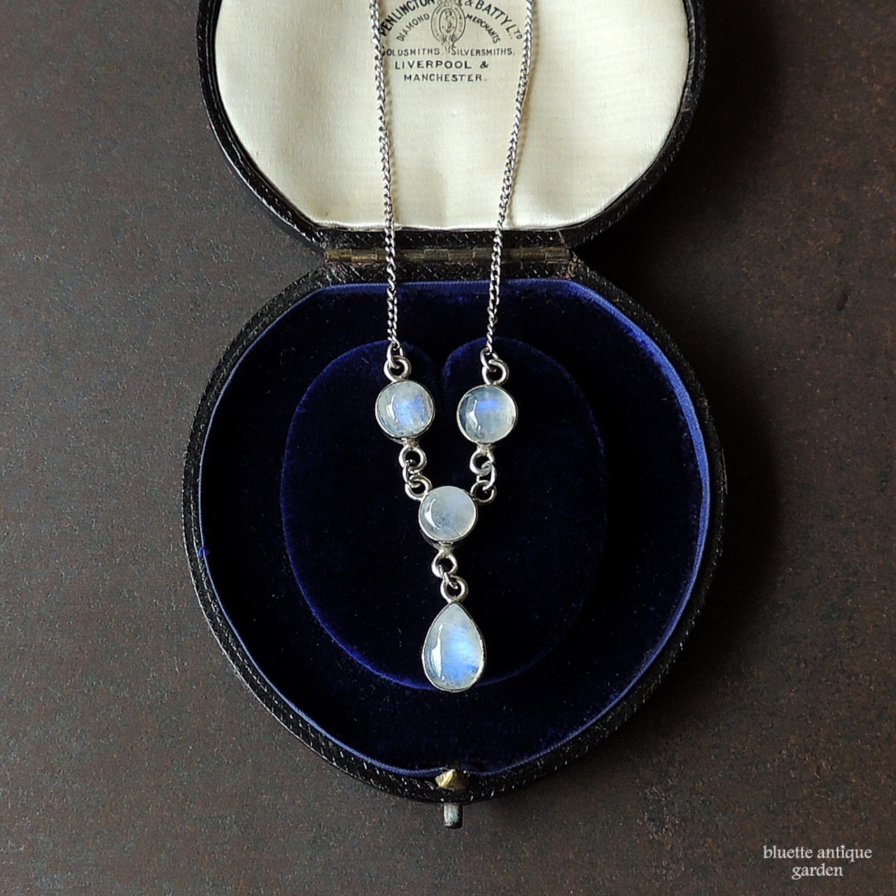 アンティークジュエリー シルバー925 天然ムーンストーン ラヴァリエネックレス(ソーティングメモ付)