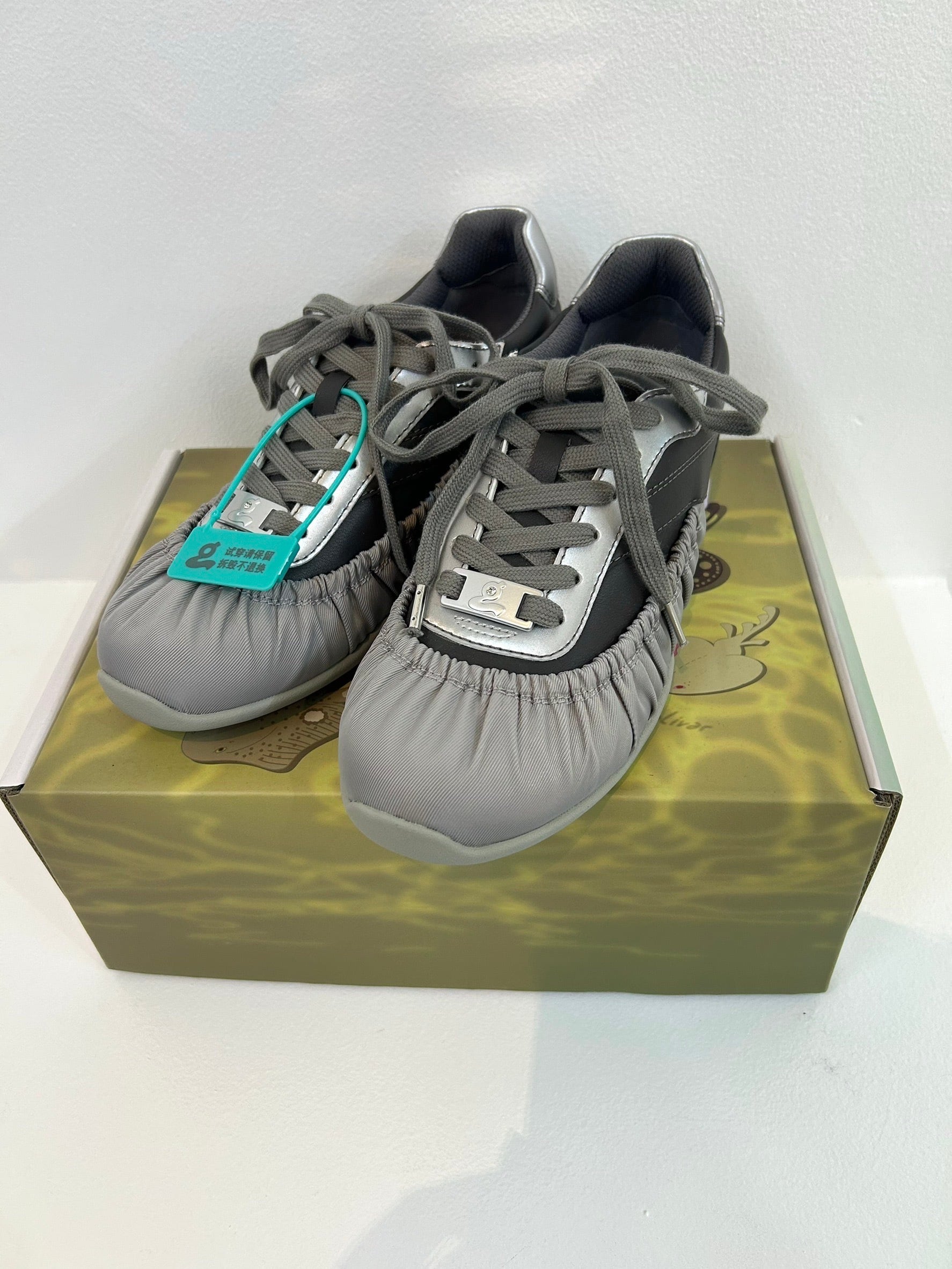 GRAPE Black Pleated Pocket GAT | itimi