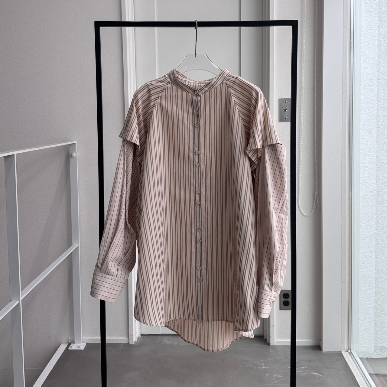 マルチストライプ変形スリーブロングSH/ベージュ