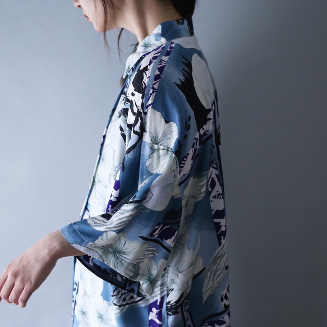 "和" motif beautiful flower art pattern over box silhouette h/s shirt