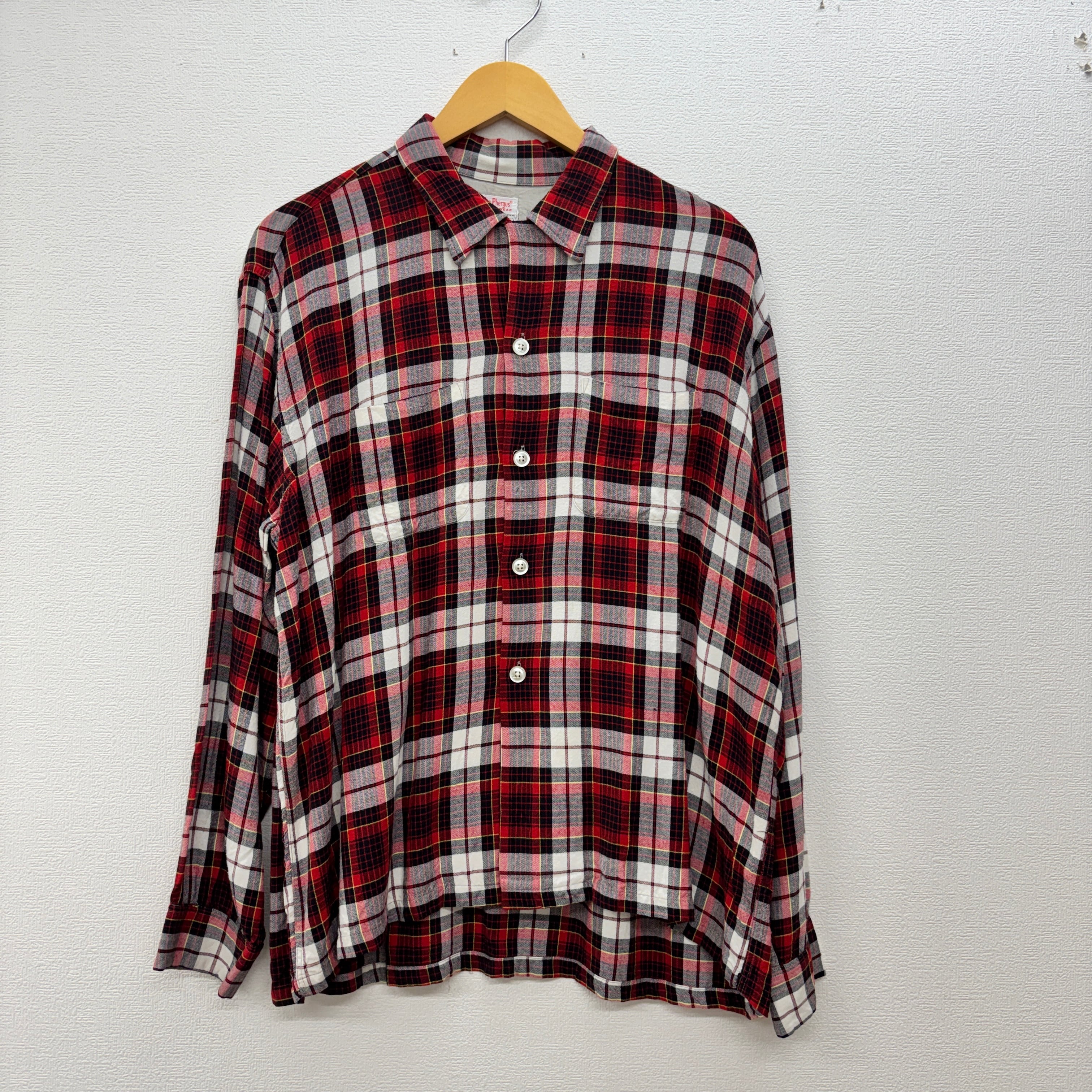 1960'S MAC PHERGUS RED CHECK RAYON SHIRT | safarionline