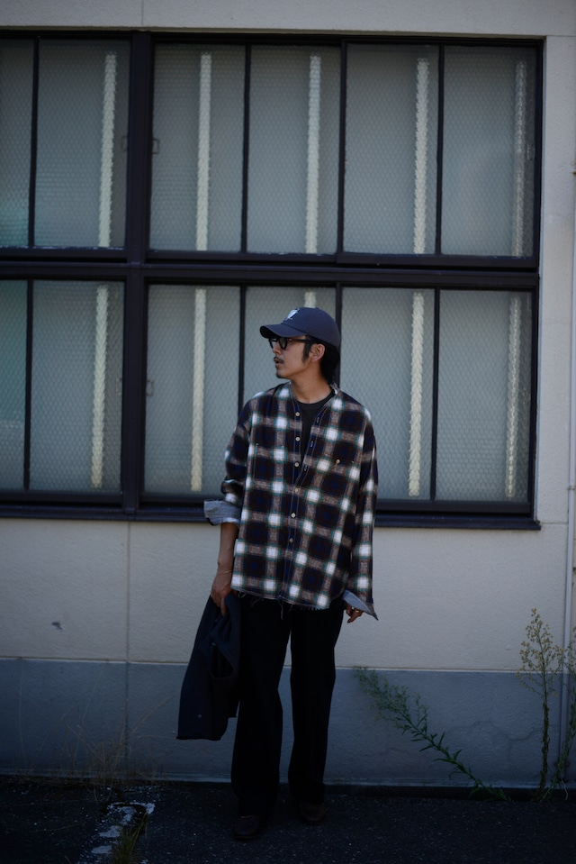 blackbird / cut off collar shirt (check Green)