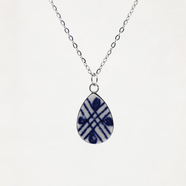 Framed Necklase28