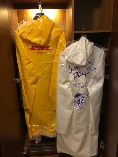 VETEMENTS レインコートヴェトモンカッパ蛍光イエロー