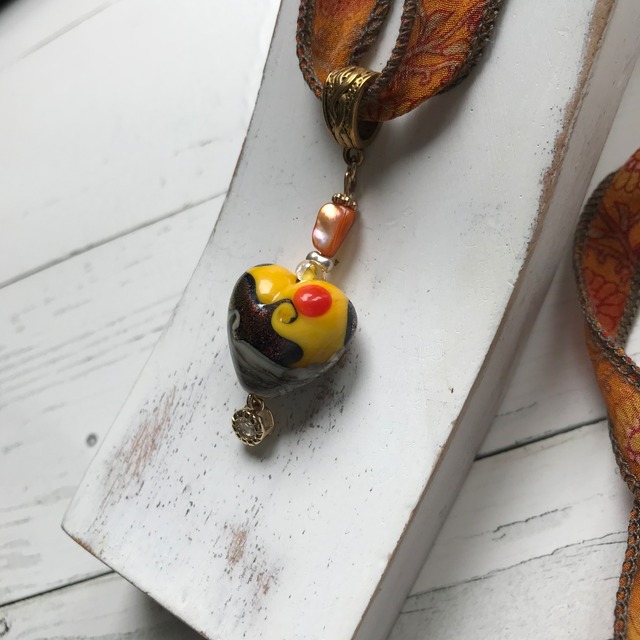 太陽のゴーギャンネックレス