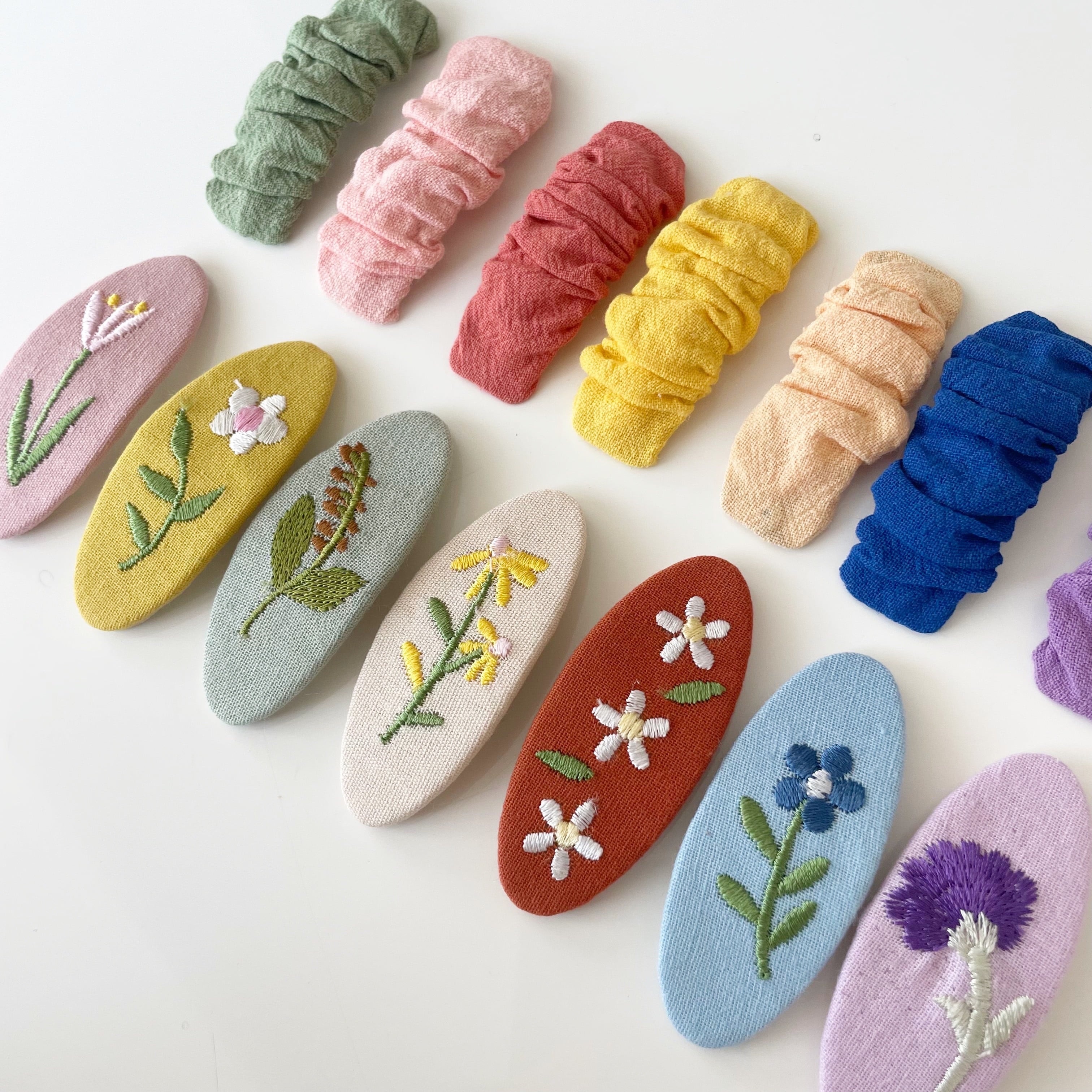 ヘアピンまとめ売り セール】2連 透かしフラワー クリップ（ヘアピン）｜CEMONEMO