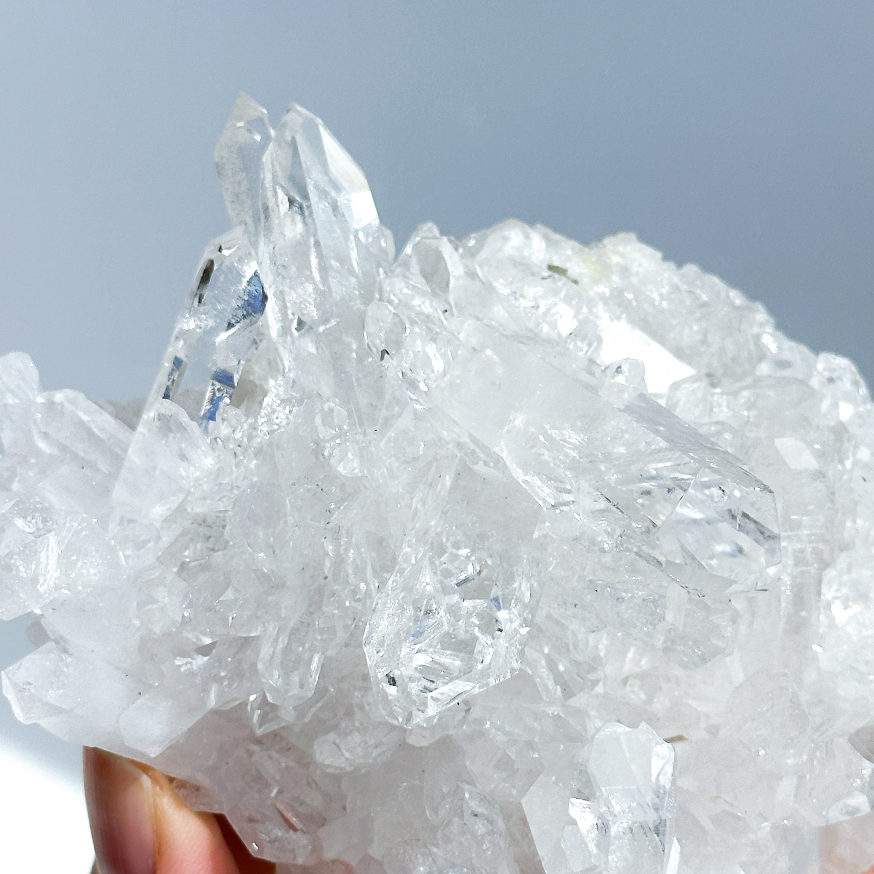煌めきがすごい◎ ゼッカ産水晶クリアクォーツ クラスター94◇ Clear