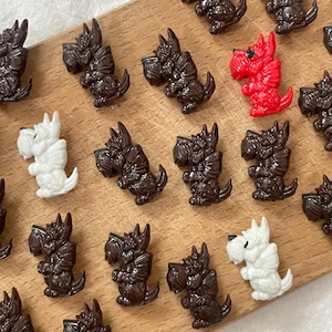 ワンワンブローチ