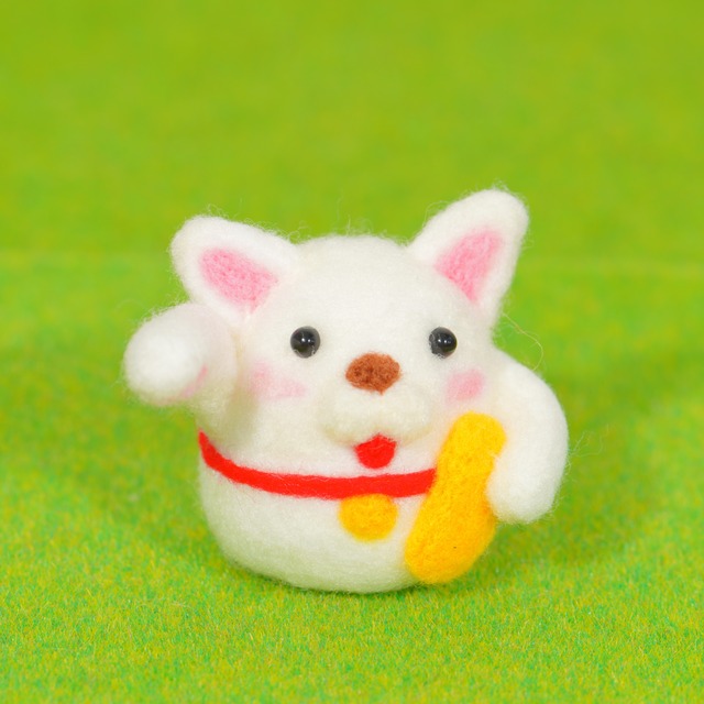 羊毛フェルト　招き猫　置物