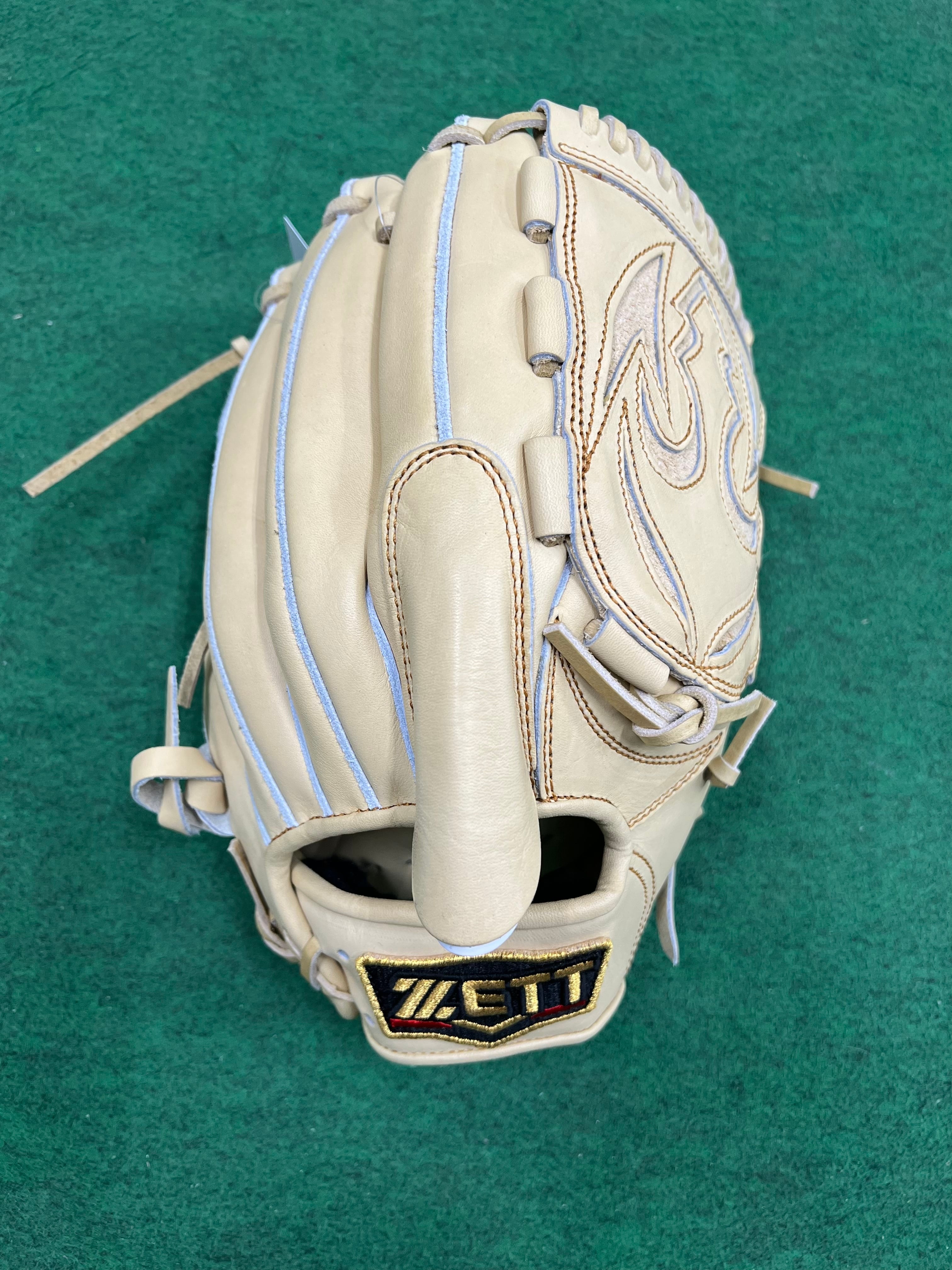 ZETT 硬式グラブ プロステイタス 投手モデル 右投用 BPROG611