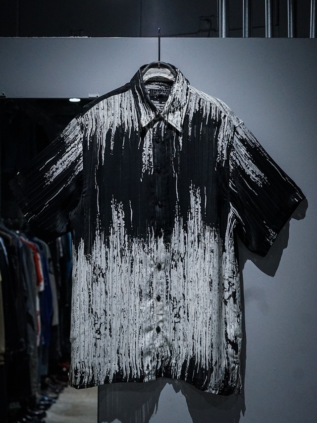 【add (C) vintage】Monotone Abstract Design Loose Pleats S/S Shirt