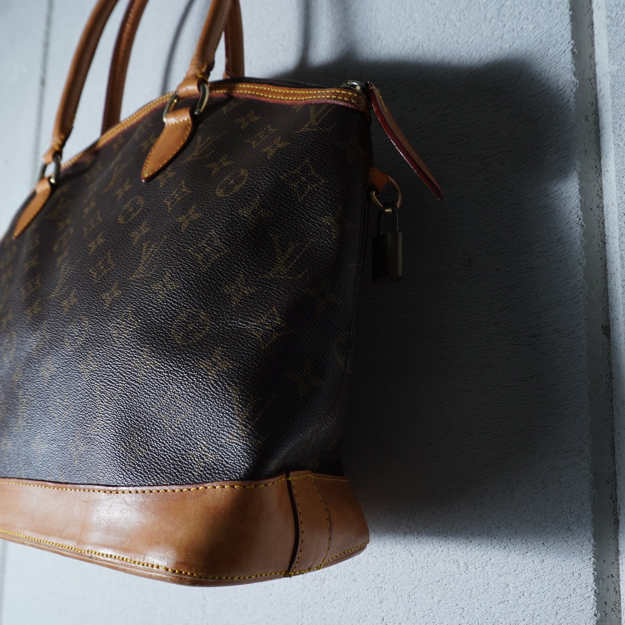LOUIS VUITTON】ルイヴィトン ロックイット・オリゾンタル モノグラム