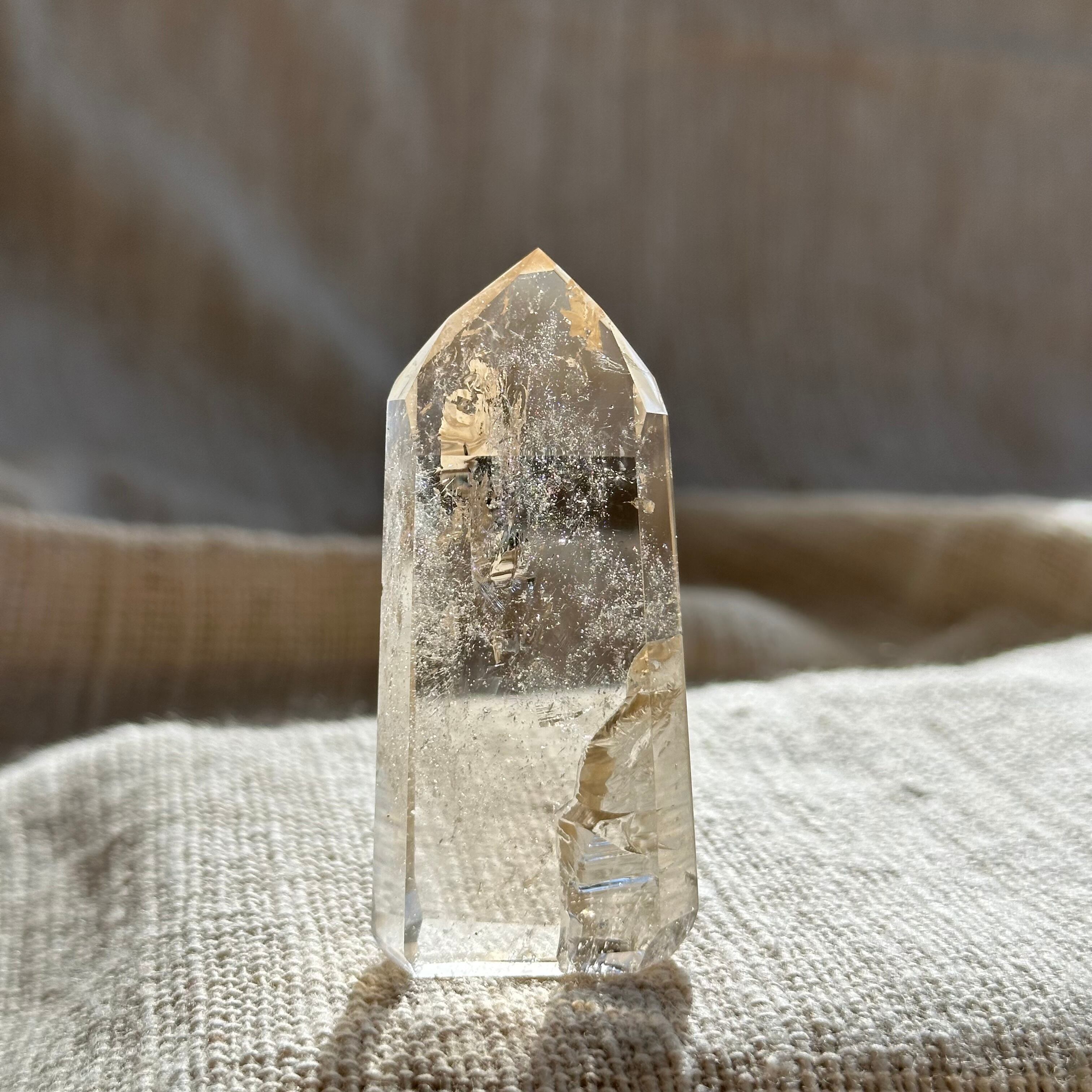 【 レッドヘマタイト】 ファイヤー クオーツ ポイント タワー レッドヘマタイト】 ファイヤー クオーツ ポイント タワー RED