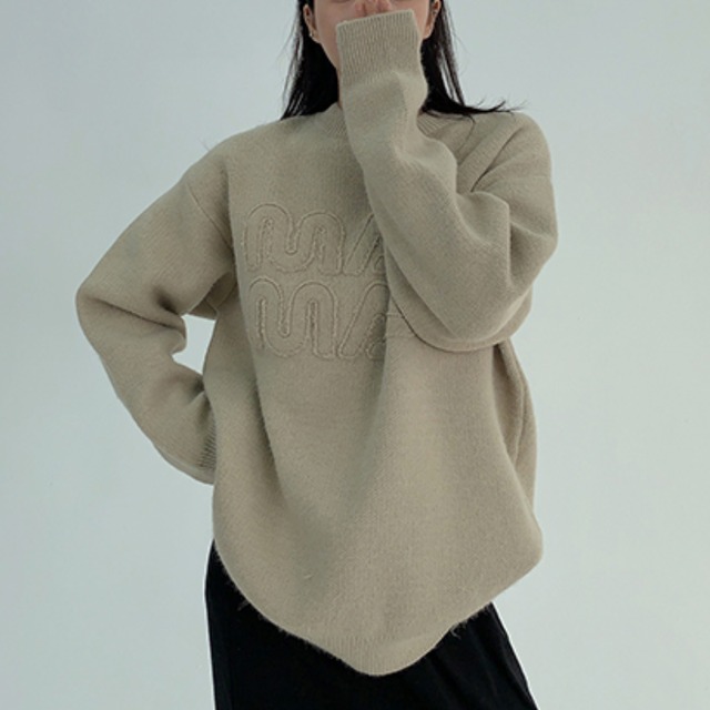 logo embroidered crew neck knit　ロゴ刺繍クルーネックニット　J1571