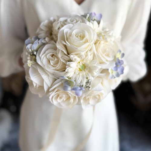 アイボリー×水色ラウンドブーケ☆ブートニア