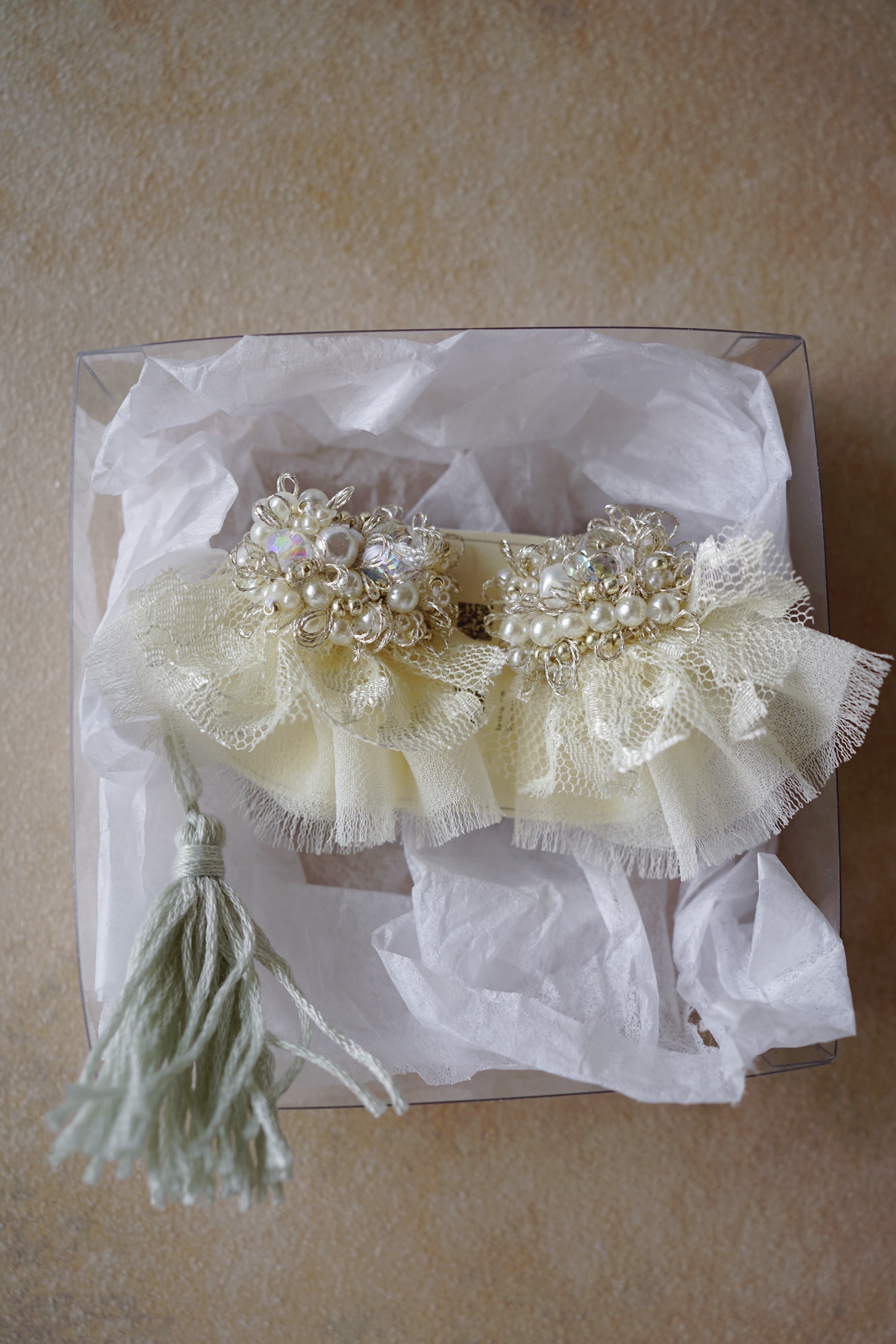 lace white/ ピアス